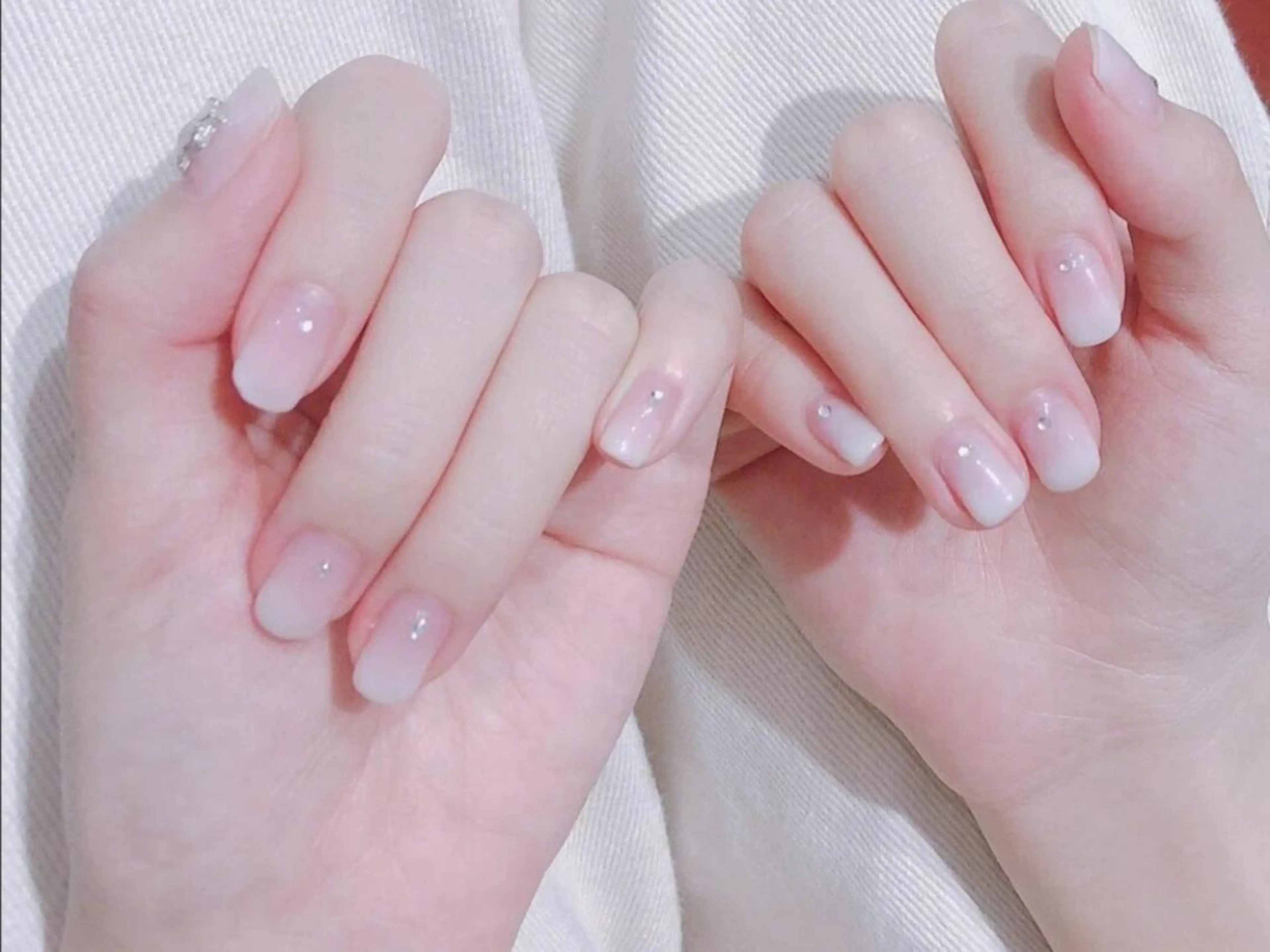 ネイル ハンドネイル Elegantトウ ショウレイのネイルデザイン