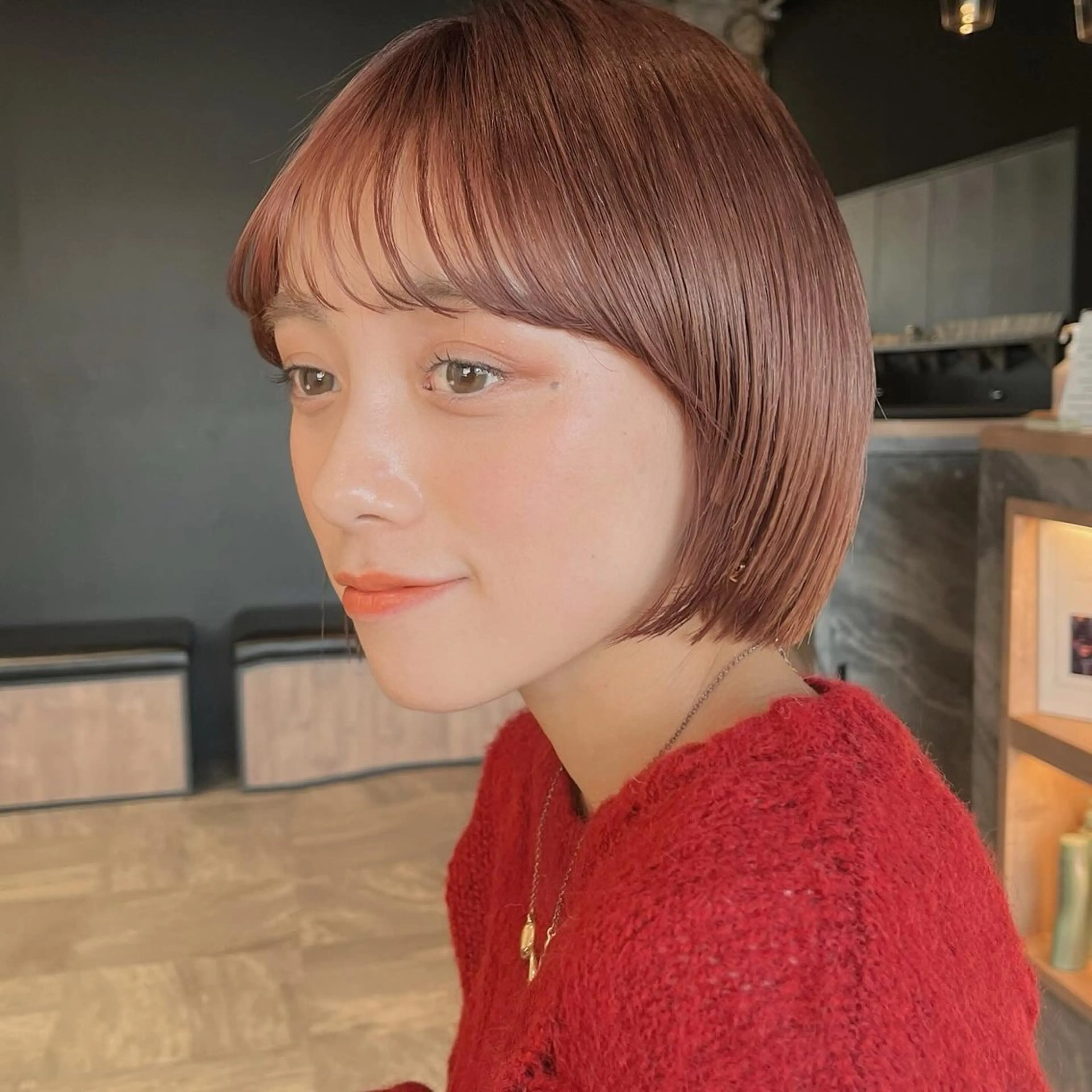 ショート カラー ヘアアレンジ ブラウンカラー ピンクカラー ピンクブラウン ボブ 🌱ボブ/レイヤー/ ベージュ/あやみ✨のヘアスタイル