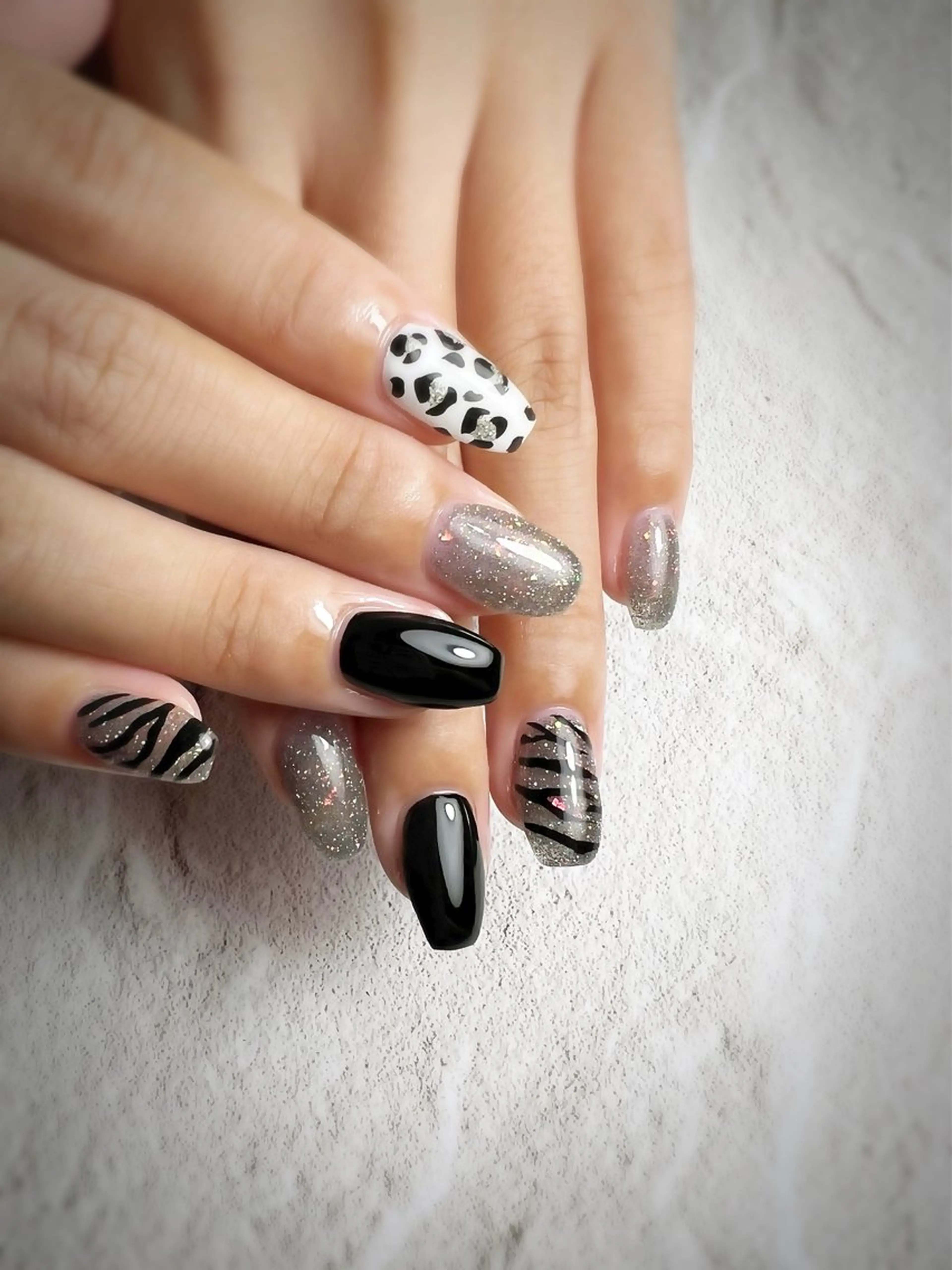 ネイル ハンドネイル フットネイル NAILsalon Laki(ラキ)のネイルデザイン