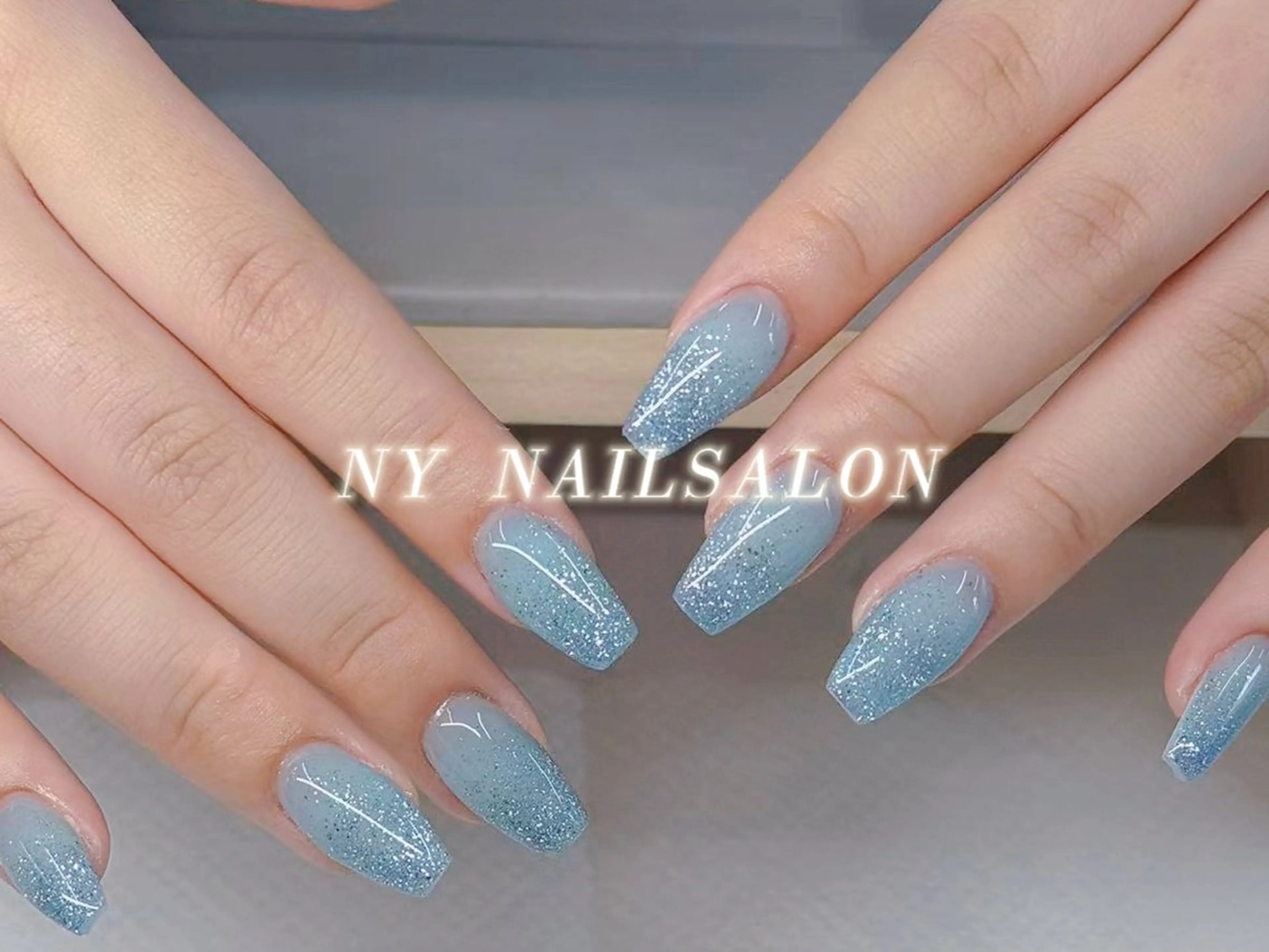 ネイル マグネットネイル オフィスネイル 夏ネイル ワンホンネイル ハンドネイル NYネイルサロン 千葉中央店のネイルデザイン