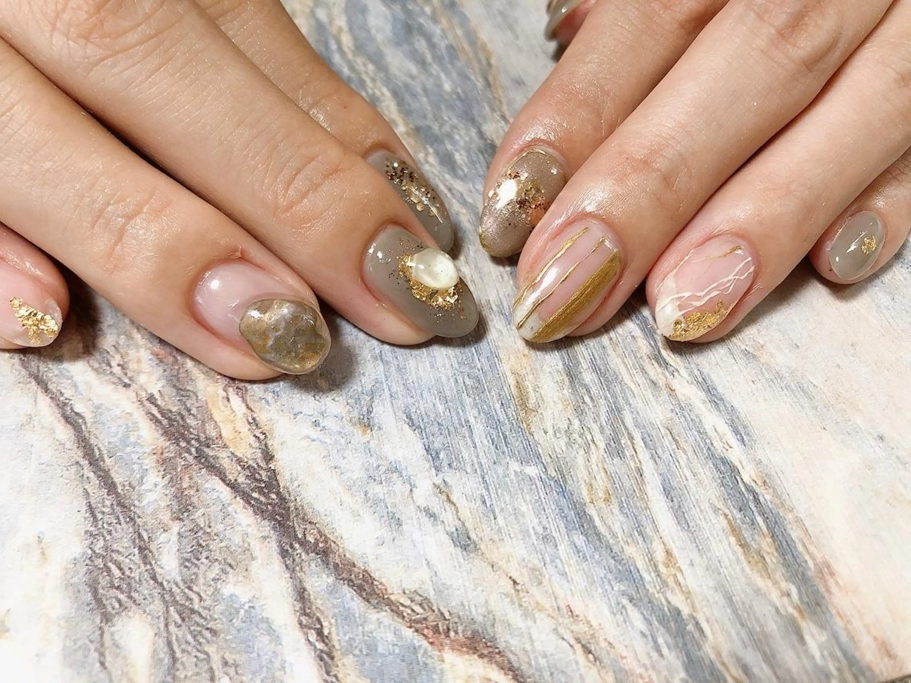 ネイル mogunail &blowのネイルデザイン