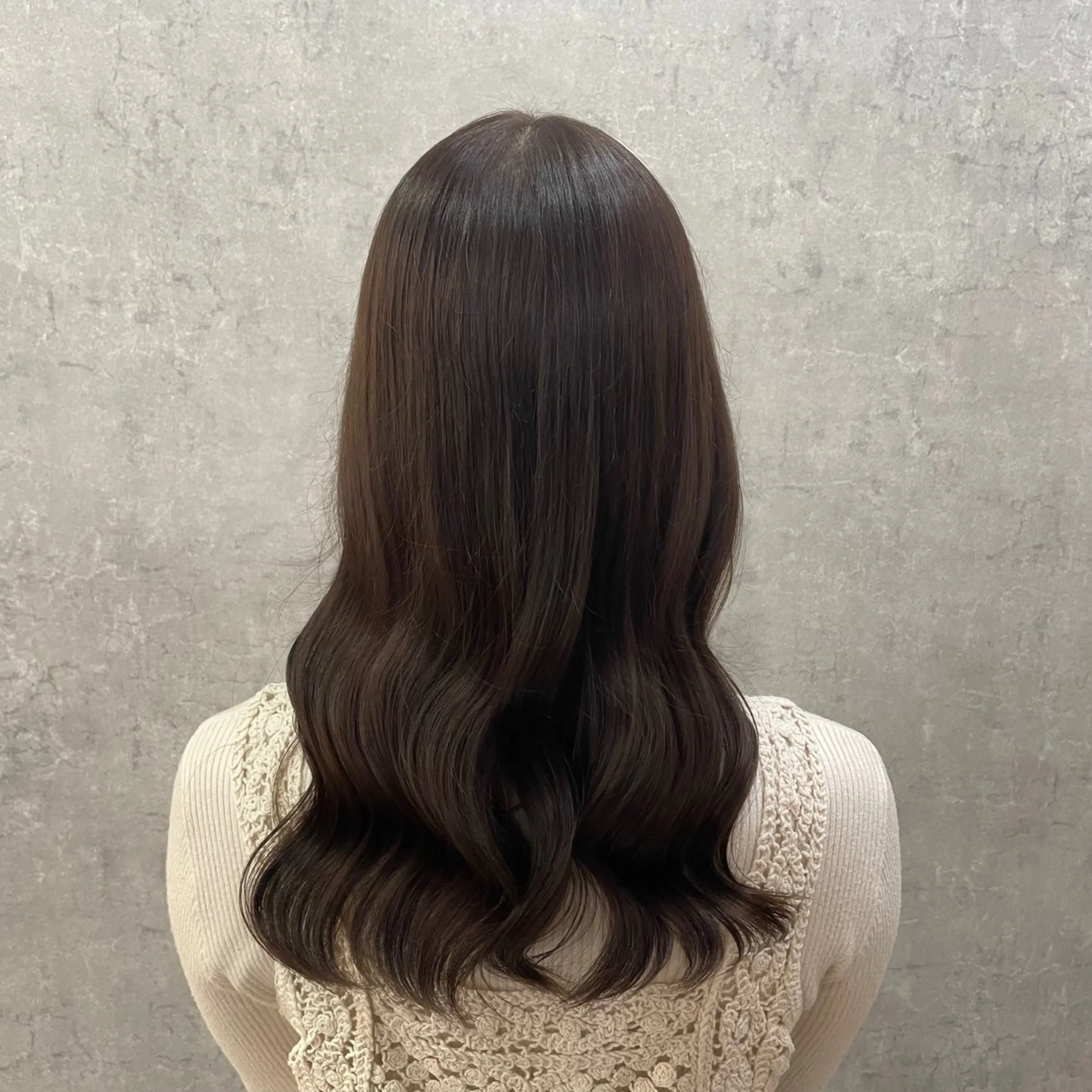 ロング 松下 美織のヘアスタイル