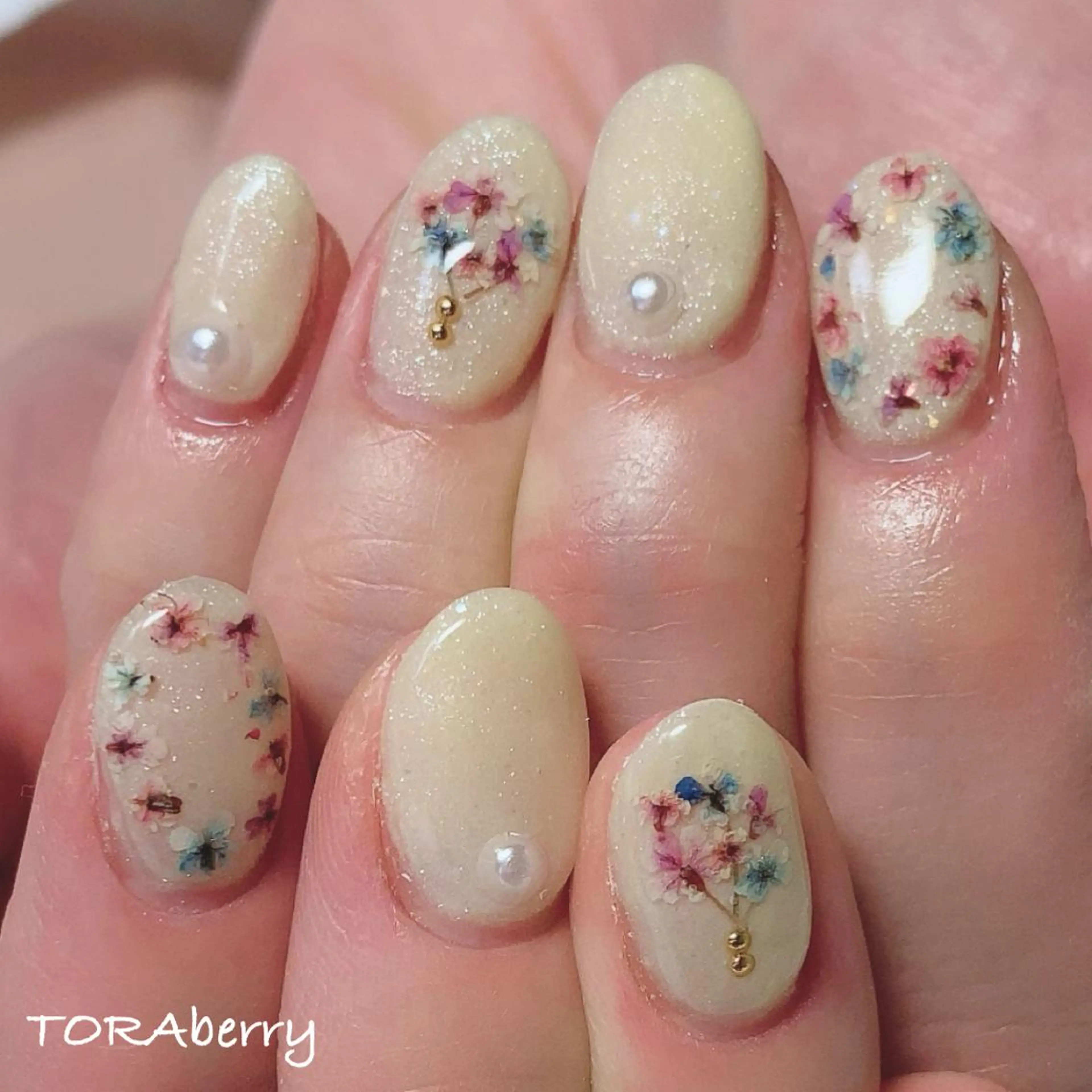 ネイル ハンドネイル ネイリスト なつみのネイルデザイン