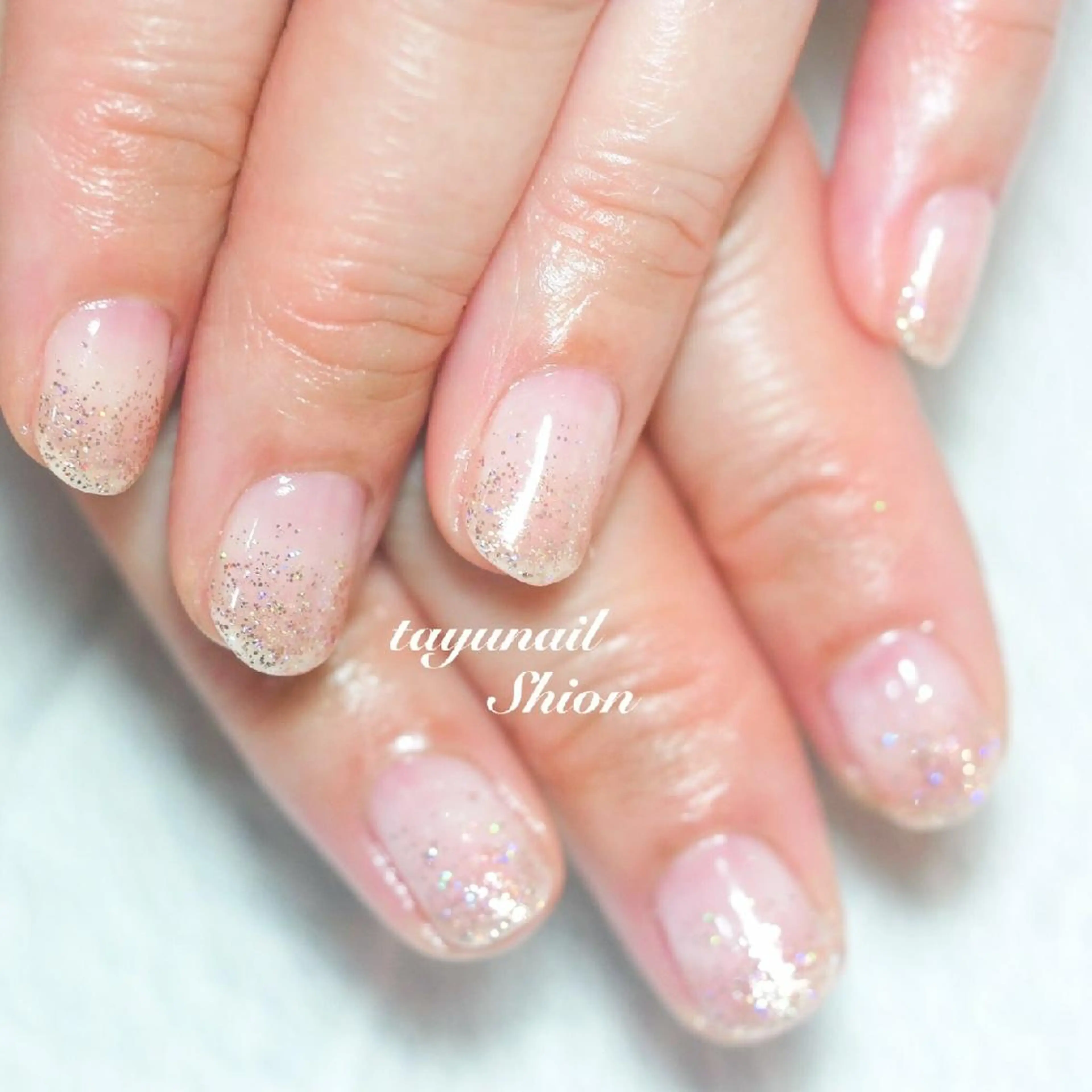 ネイル ブルー ジェルネイル グラデーション キラキラネイル ラメ(グリッター) ネイルサロン 【たゆnail】のネイルデザイン
