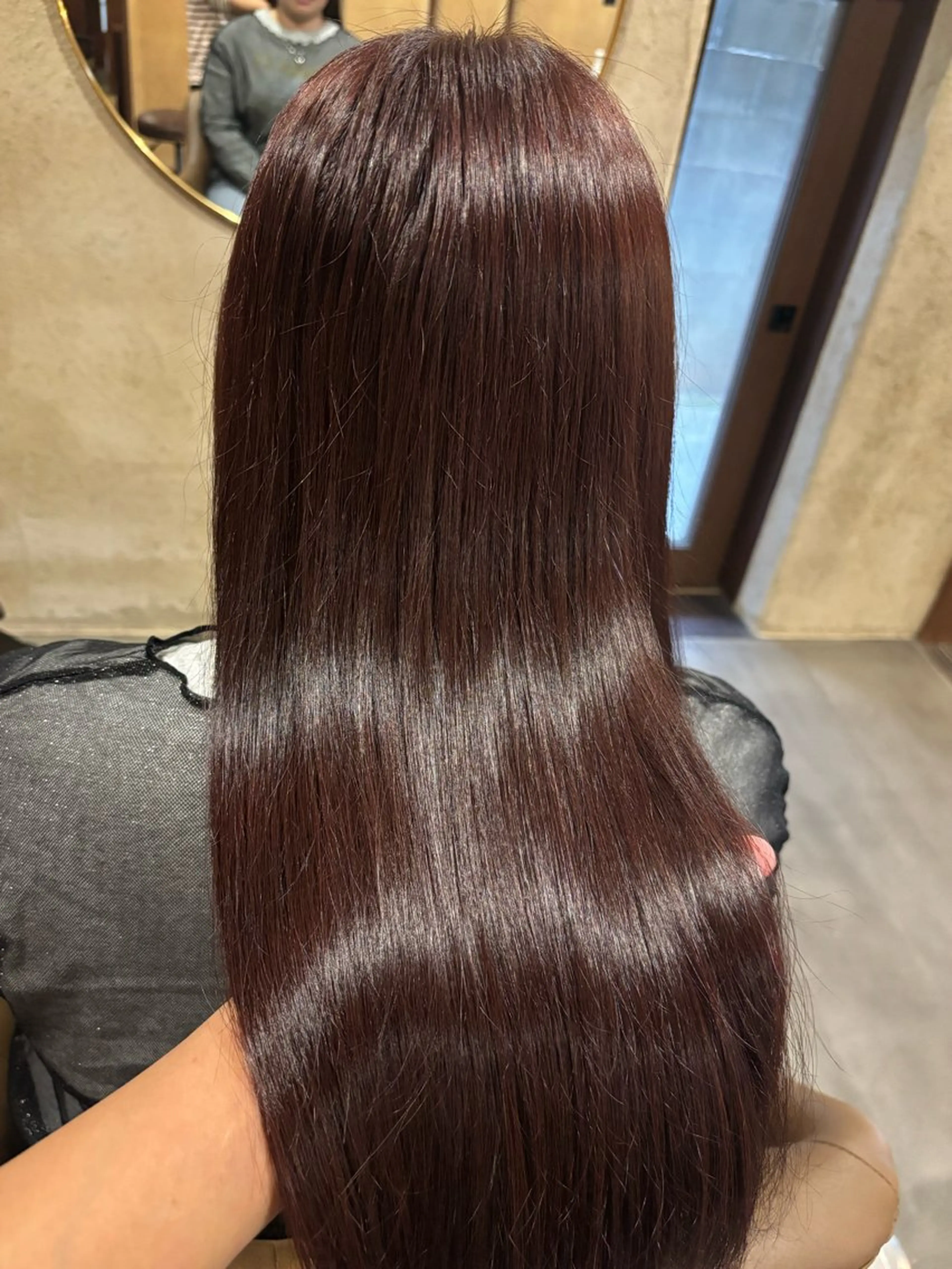 ロング カラー アッシュ ピンクカラー ピンクアッシュ カット ヘアカラー 岩瀬 瑠璃子のヘアスタイル