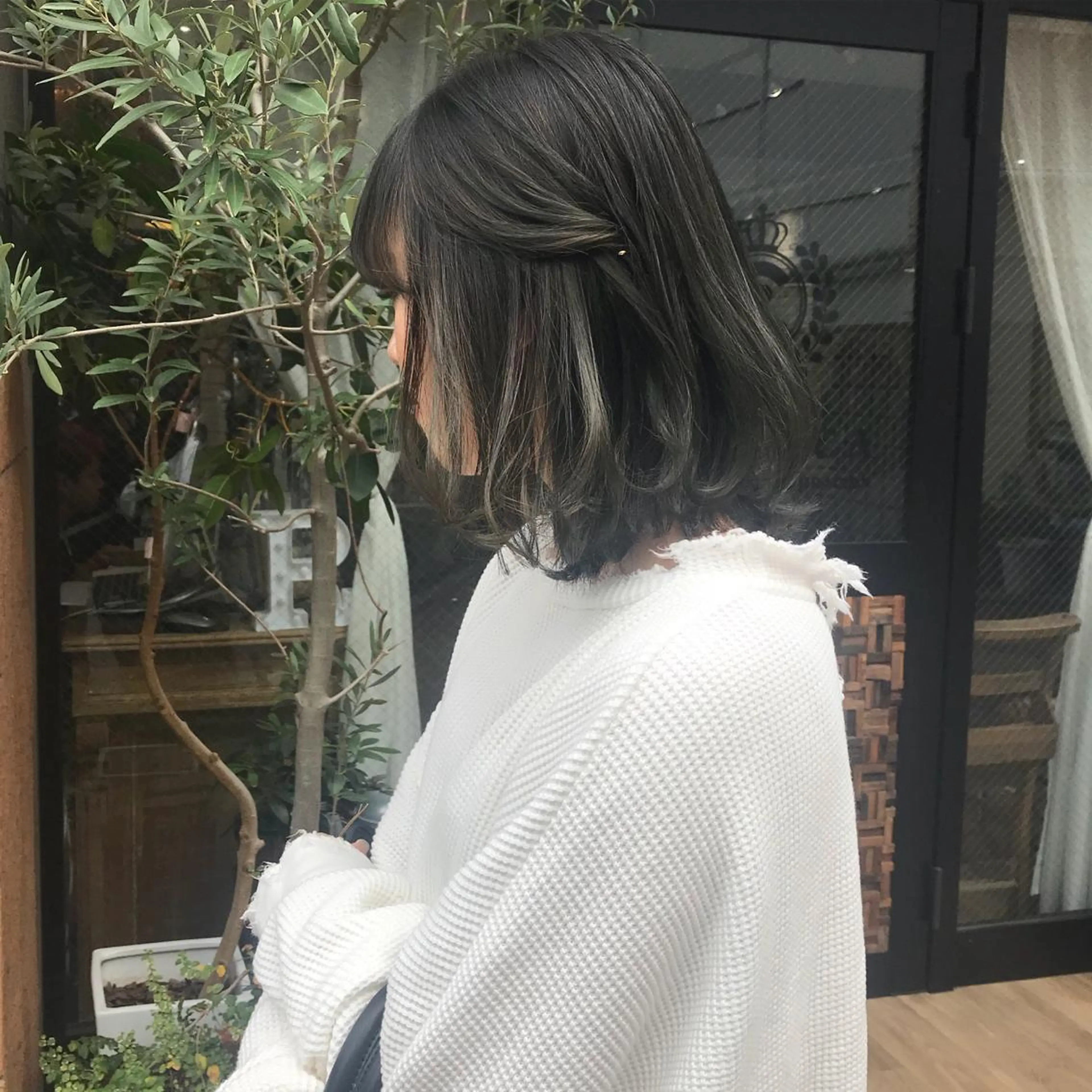 ショート カラー 池上 みゆのヘアスタイル