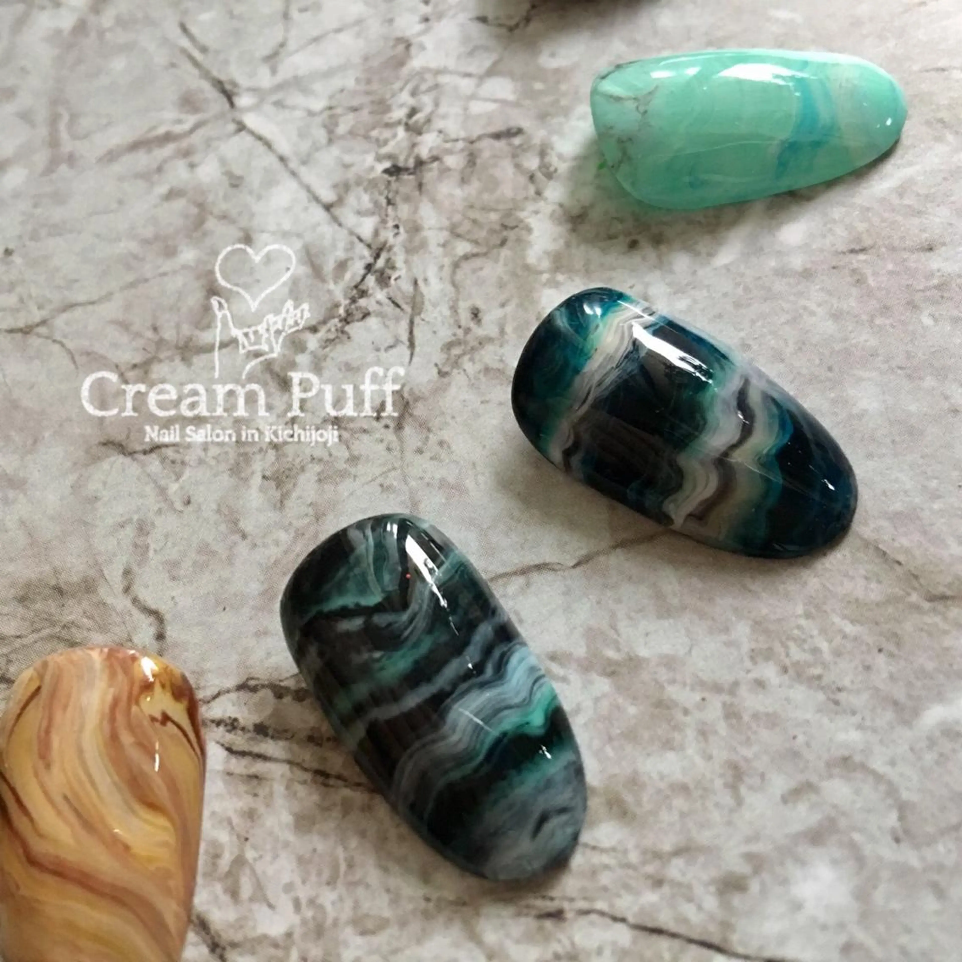 ネイル グリーン HAMANO MIKAのネイルデザイン