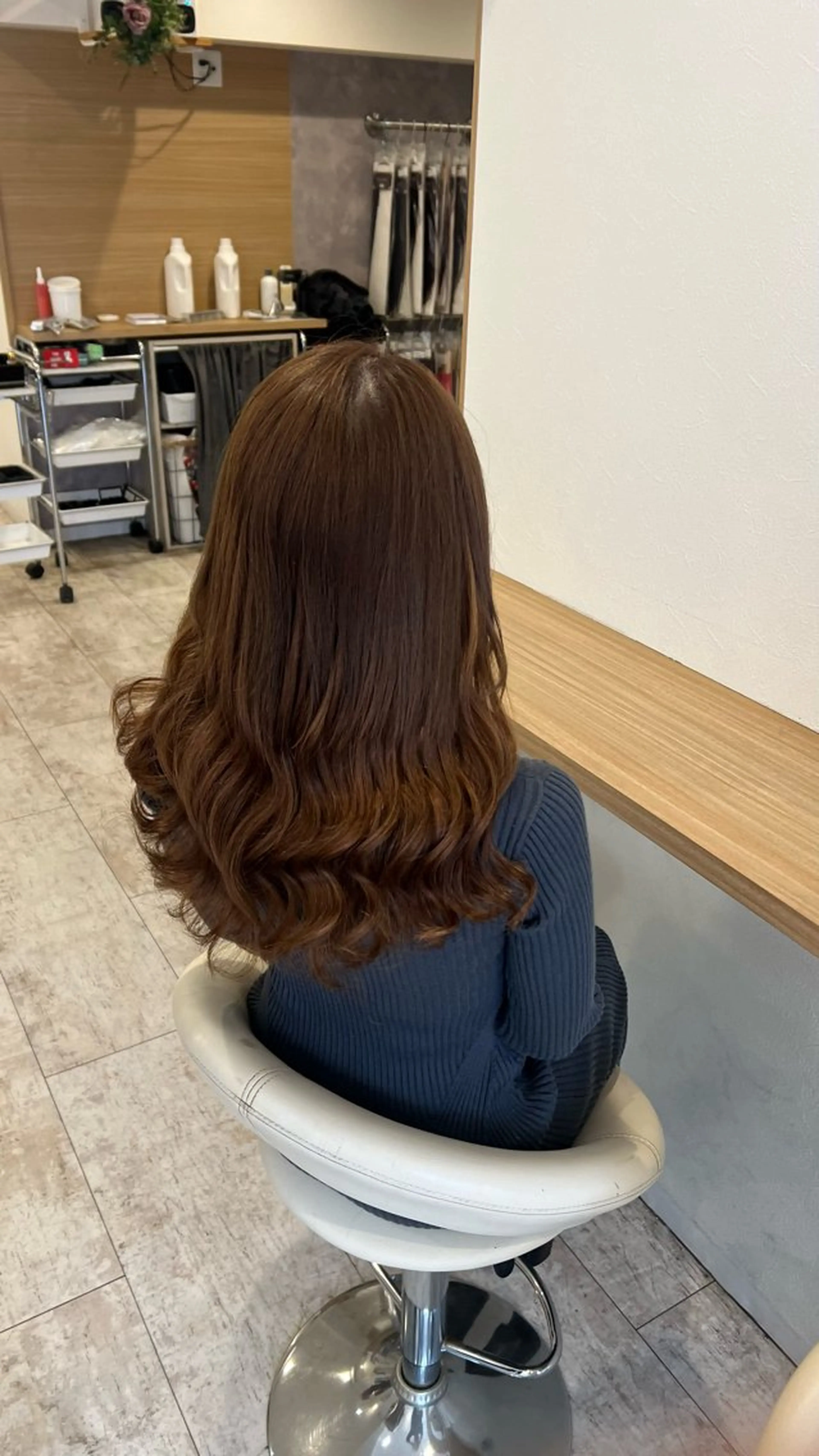 ロング エクステ 髪質改善 カット ヘアカラー トリートメント エクステ マテリアル 中央駅店のヘアスタイル