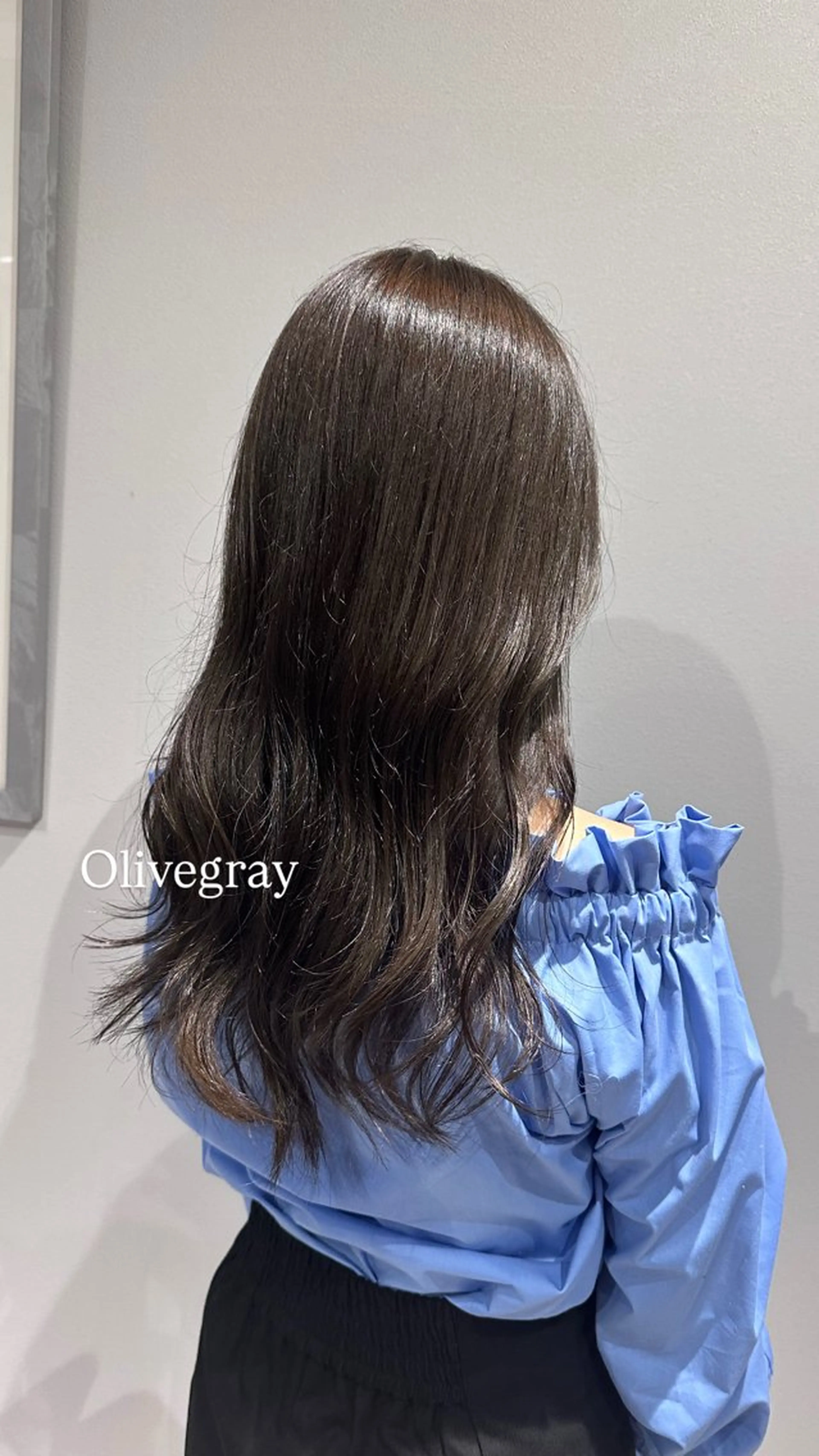 ロング カラー グレージュ オリーブグレー ヘアカラー トリートメント 山下恋佳/矢場町/ ブリーチ/ショートのヘアスタイル