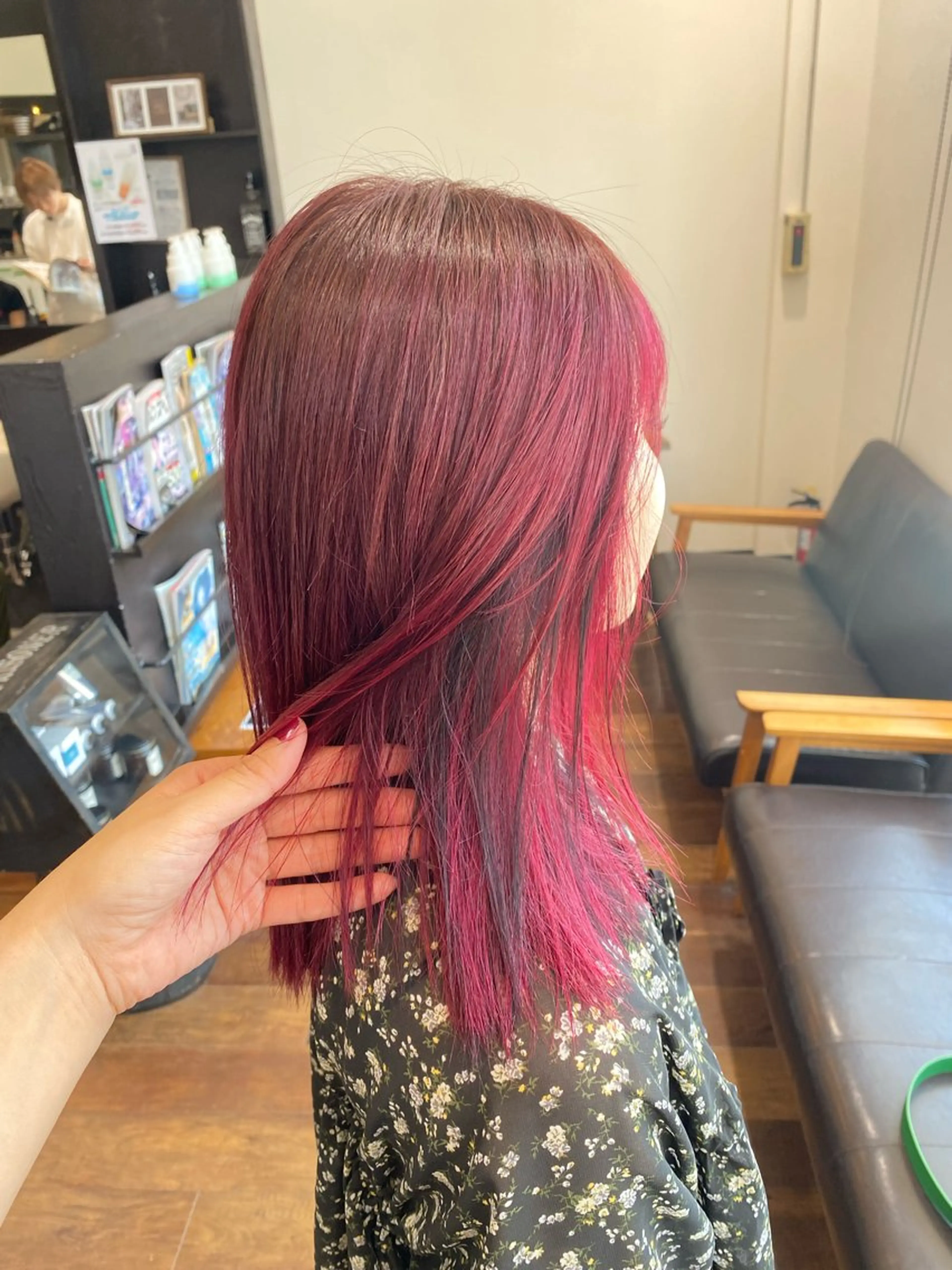 ミディアム ヘアカラー トリートメント 🦋透明感カラー🦋 CHIHARUのヘアスタイル