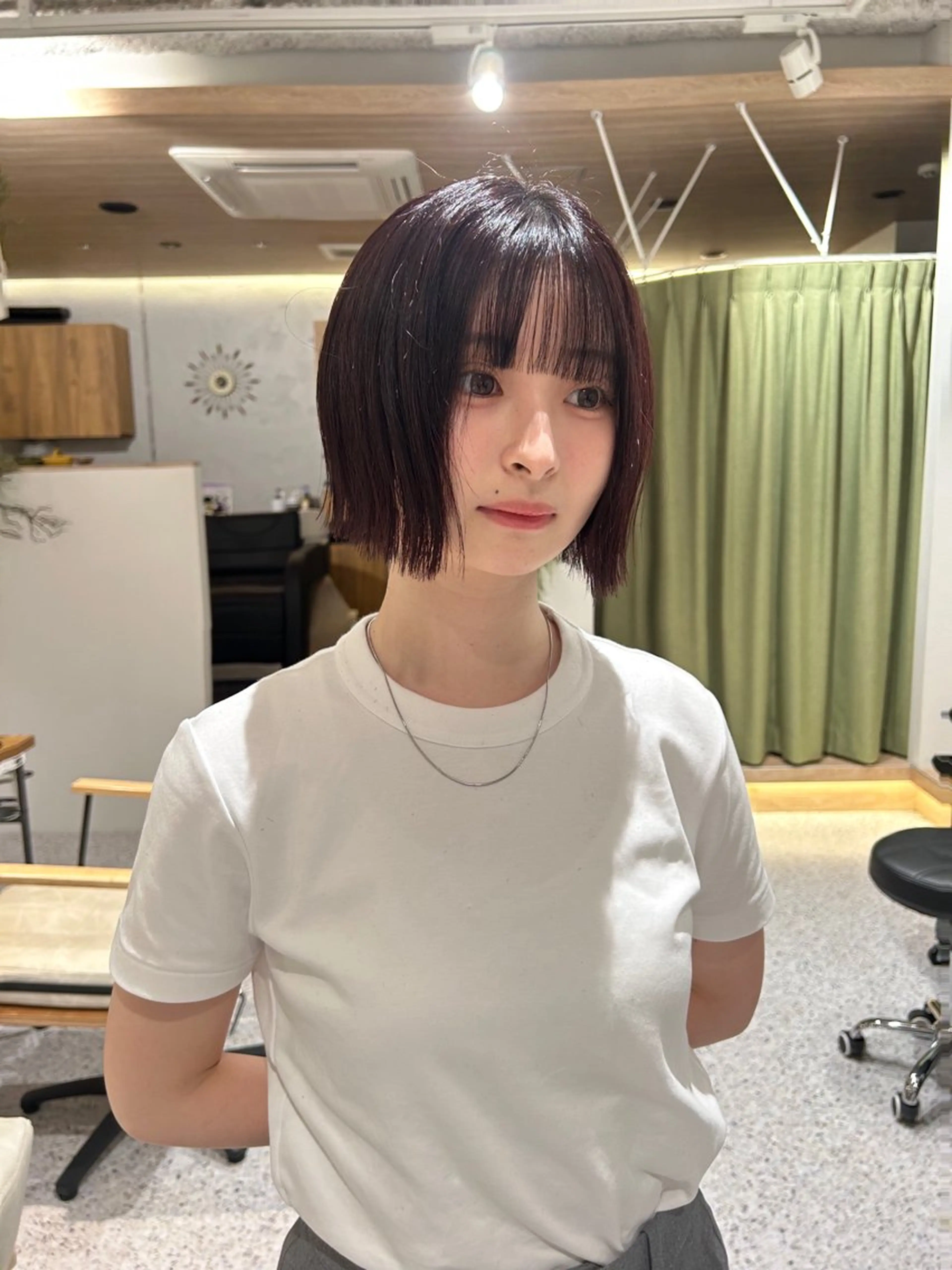 ミディアム ボブ 外ハネヘア カット hair&eye🎀 /momoKaのヘアスタイル