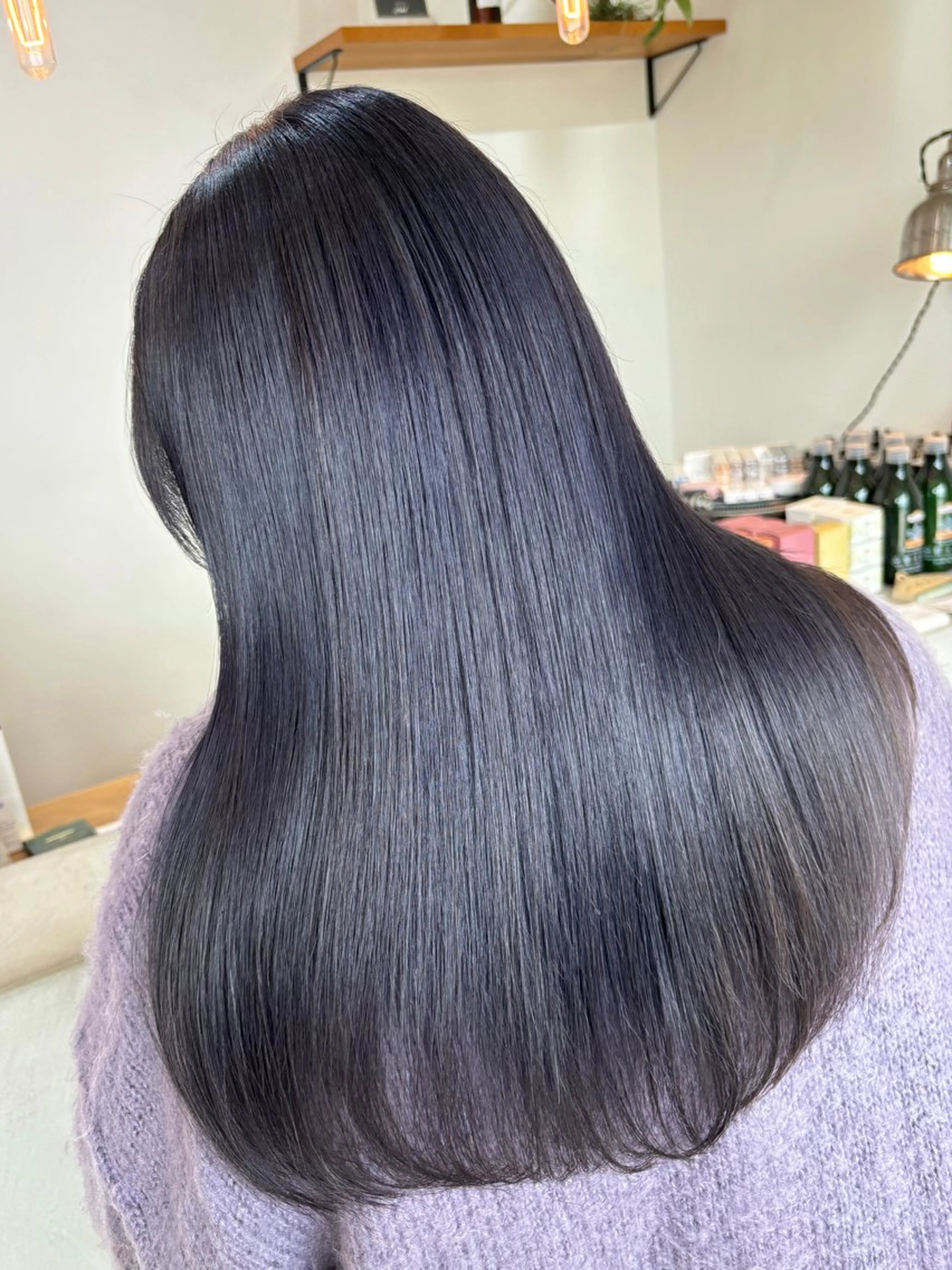 ロング カラー ブリーチ パープルカラー 髪質改善 トリートメント 山内 利紗のヘアスタイル