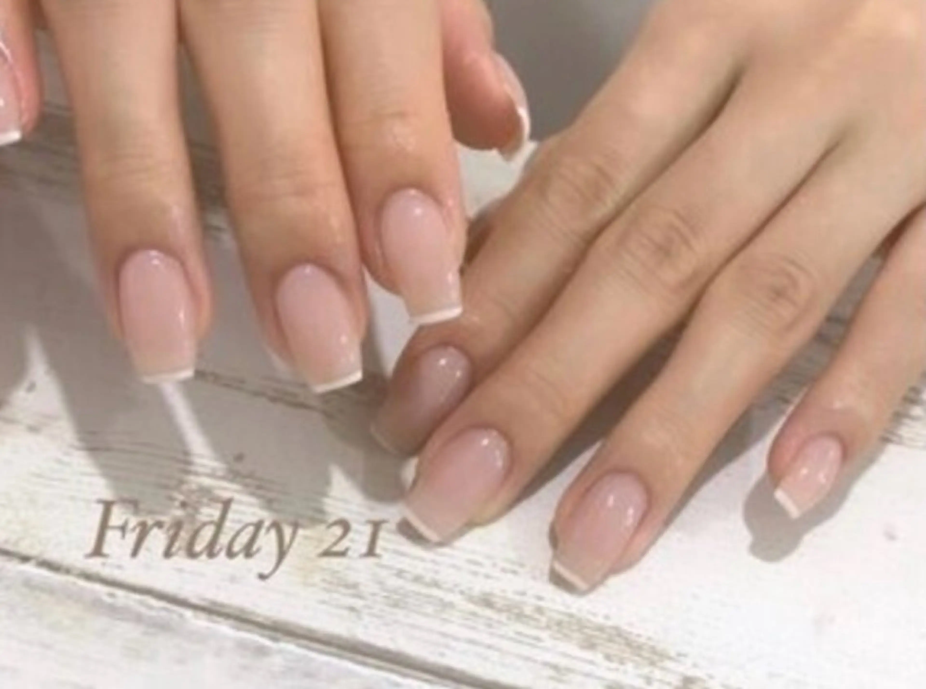 ネイル ネイルサロン Friday 21のネイルデザイン