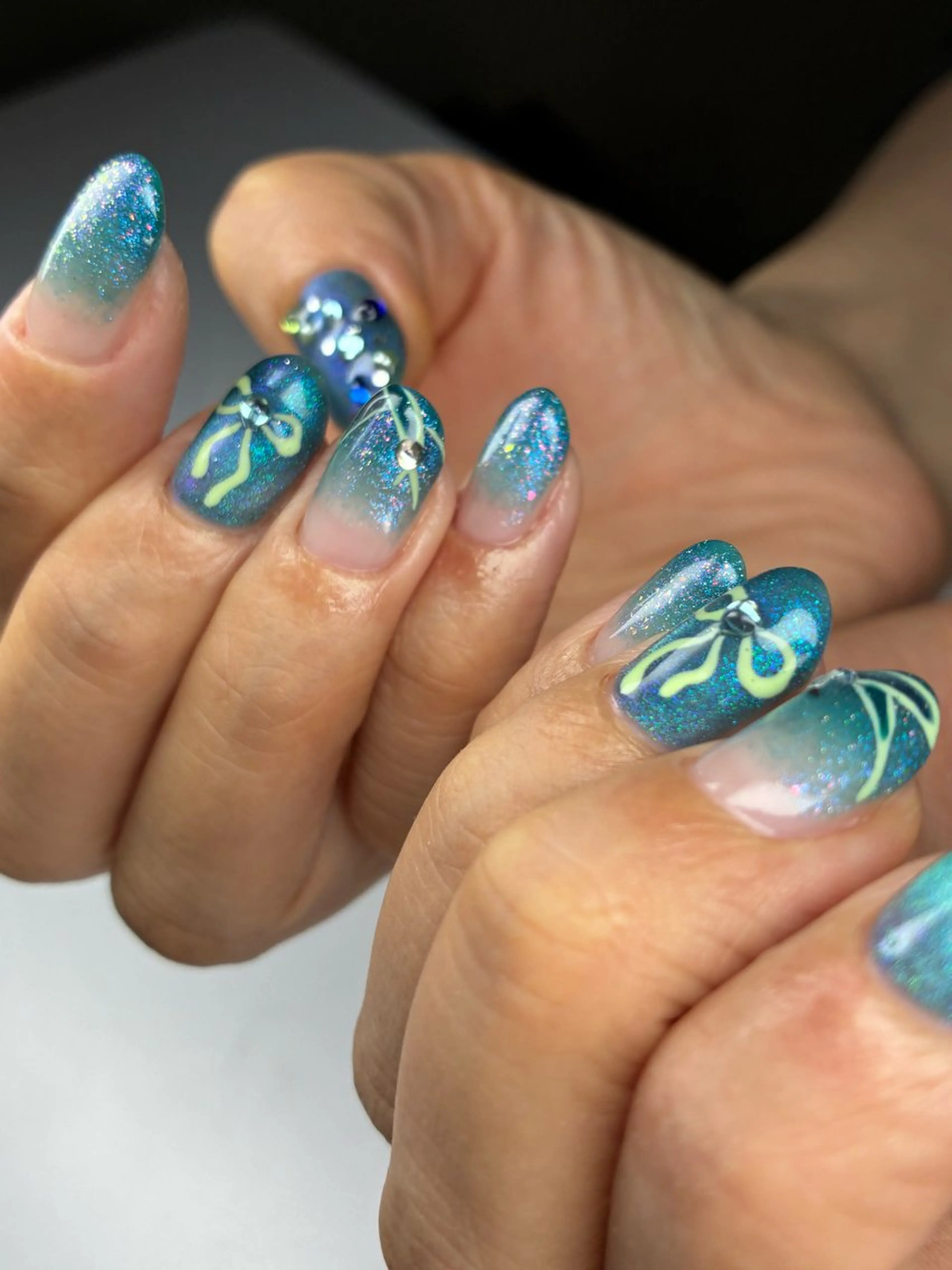 ネイル ブルー 持ち込み ニュアンスネイル ハンドネイル MIKA 🍊のネイルデザイン