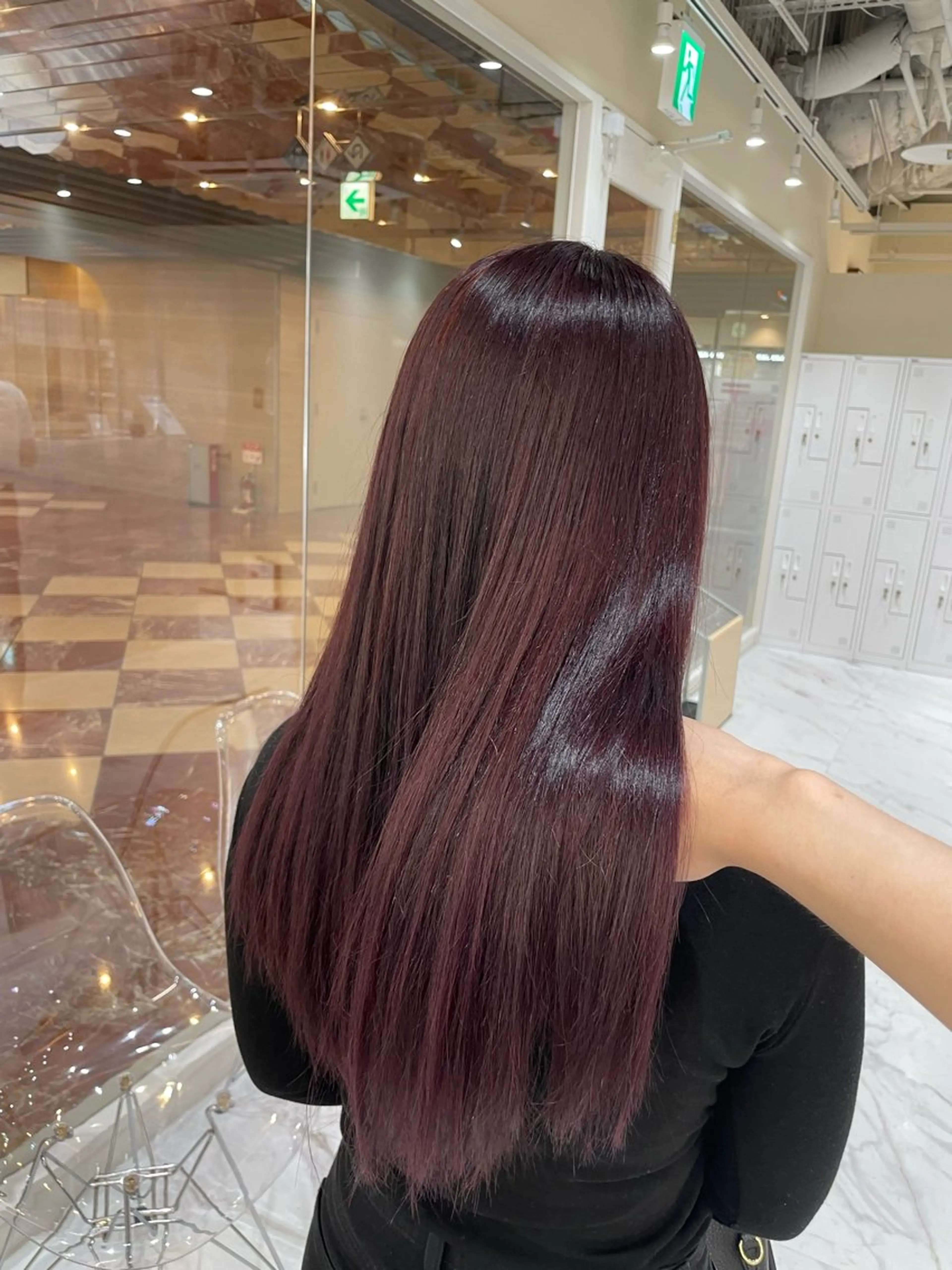 ロング カラー アッシュ ベージュカラー ブリーチ 透明感カラー ダブルカラー レイヤー /髪質改善/ariのヘアスタイル