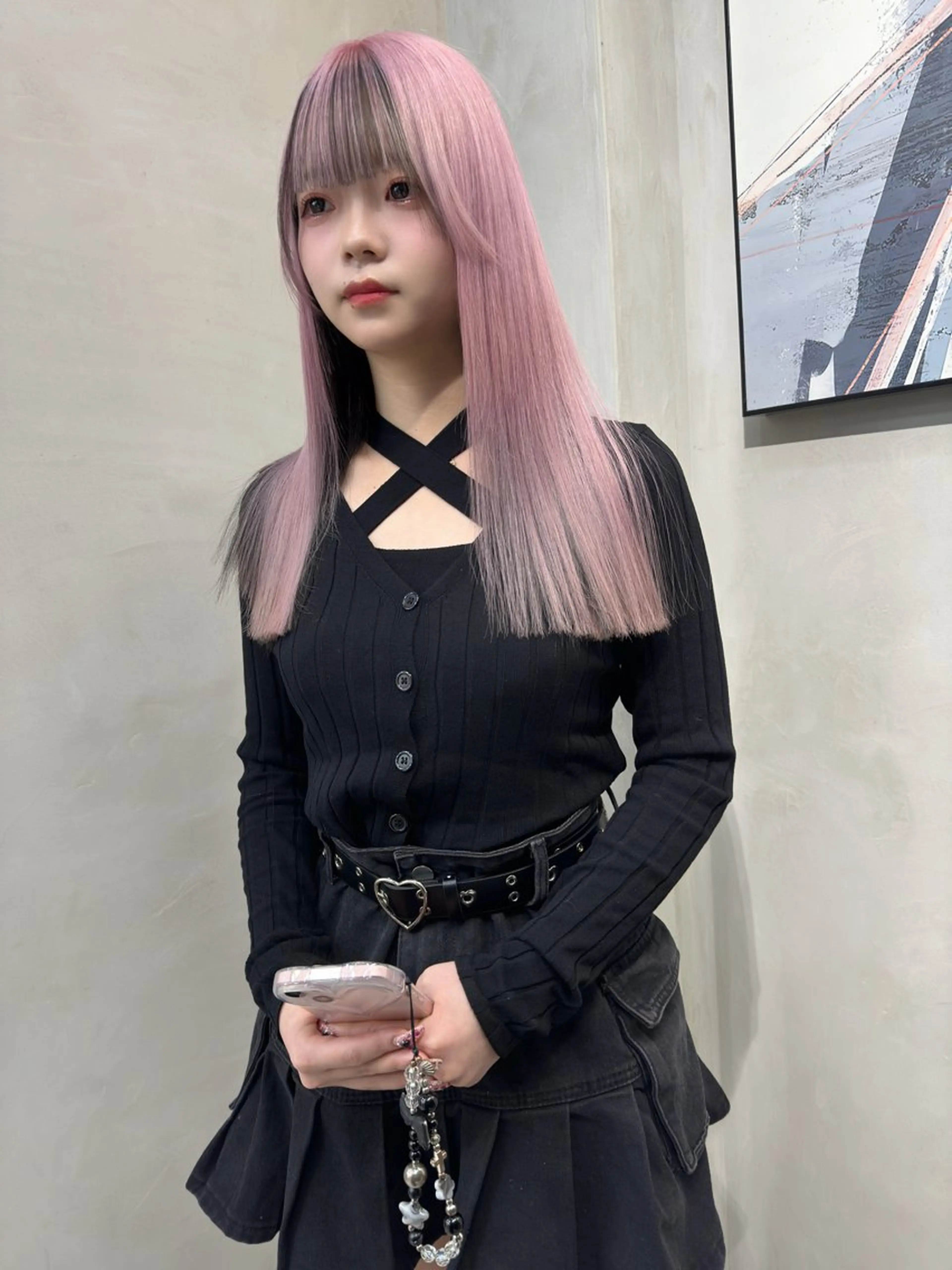 カラー ピンクカラー ヘアカラー エフェクトブリーチ /ウルフ/クワさんのヘアスタイル