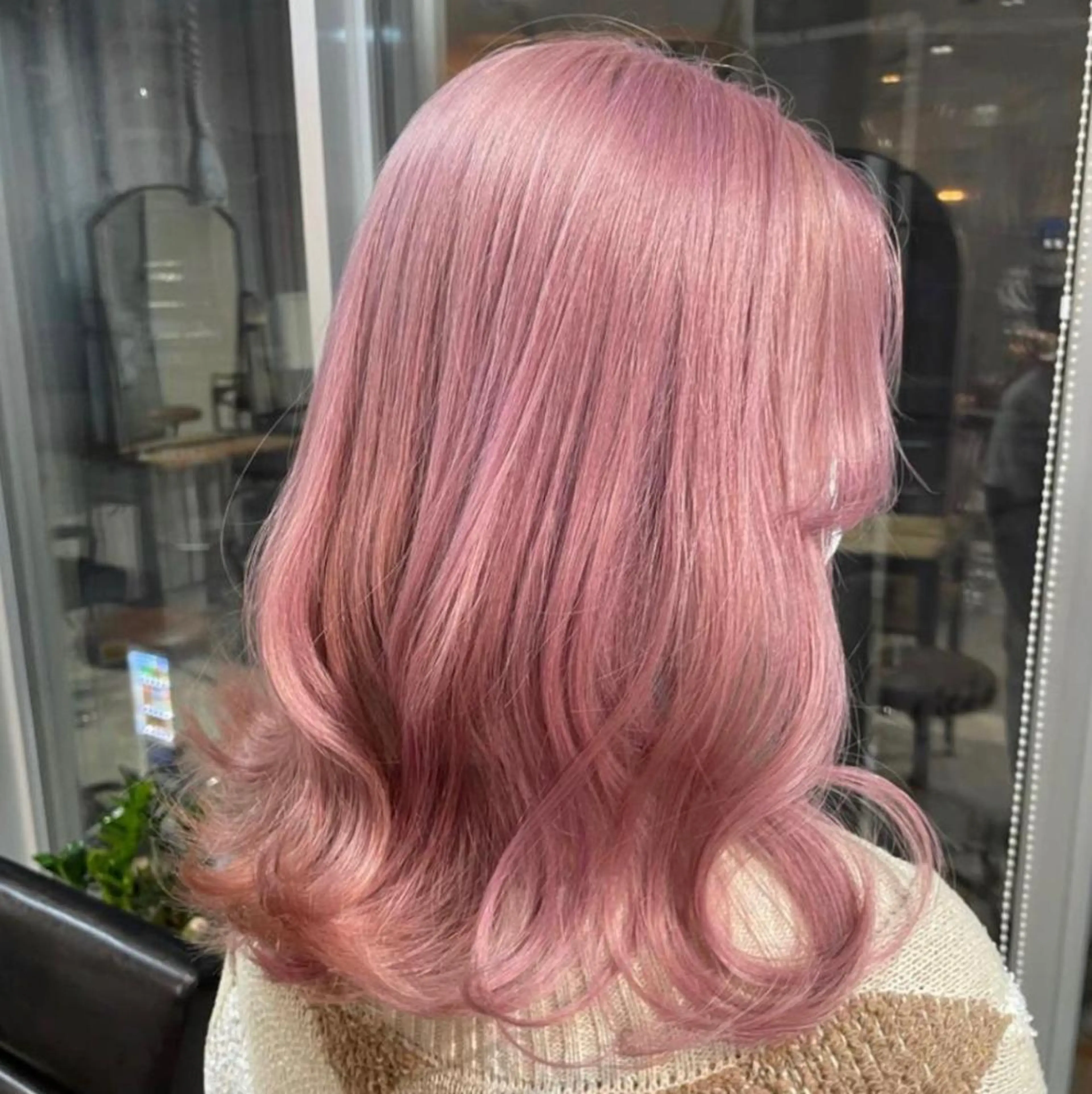 ミディアム カラー ヘアアレンジ ヘアカラー 🌹TikTok４万 ﾌｫﾛﾜｰ🌹AKIのヘアスタイル