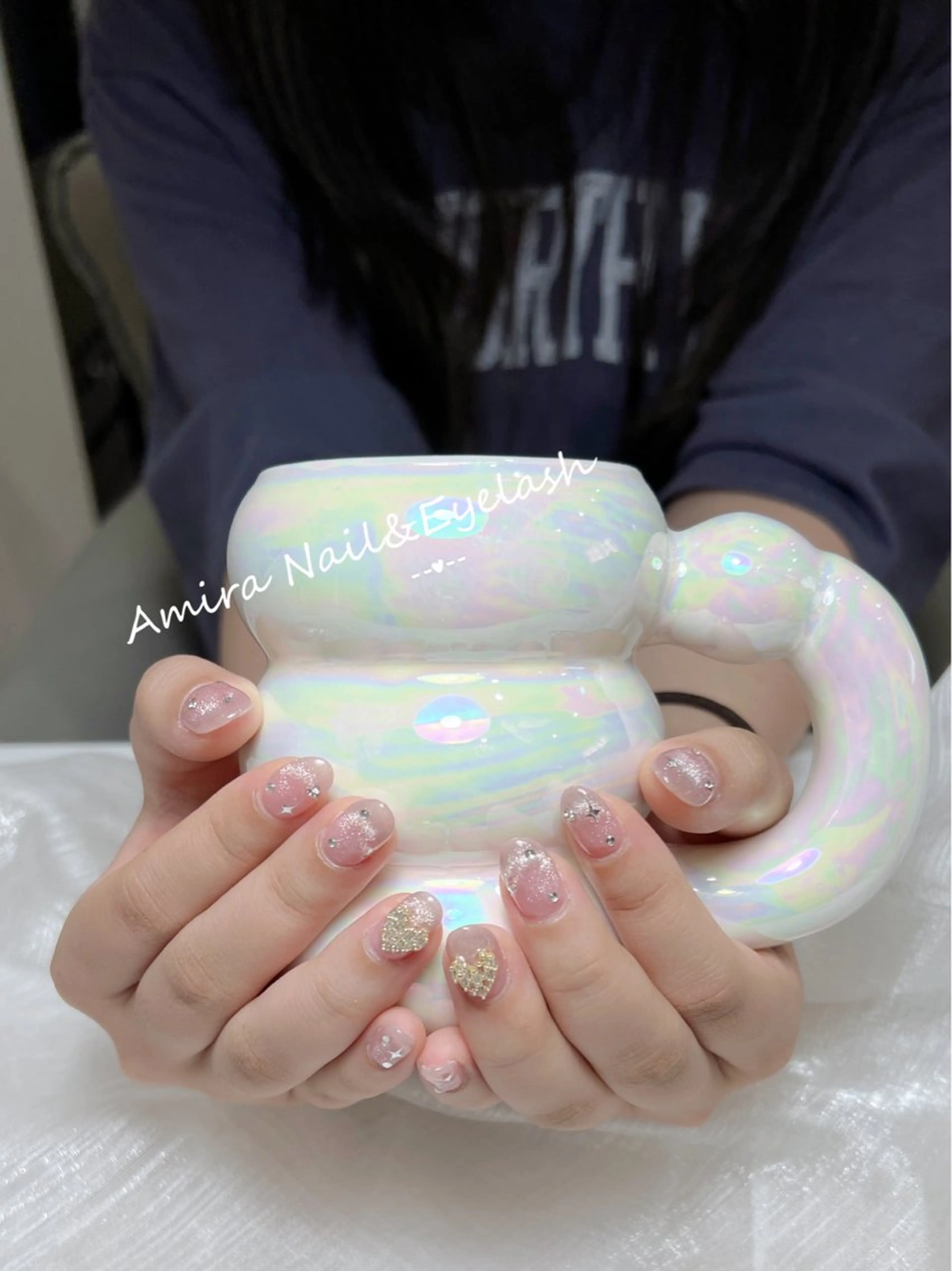 ネイル Amira アイラッシュのマツエク・マツパデザイン