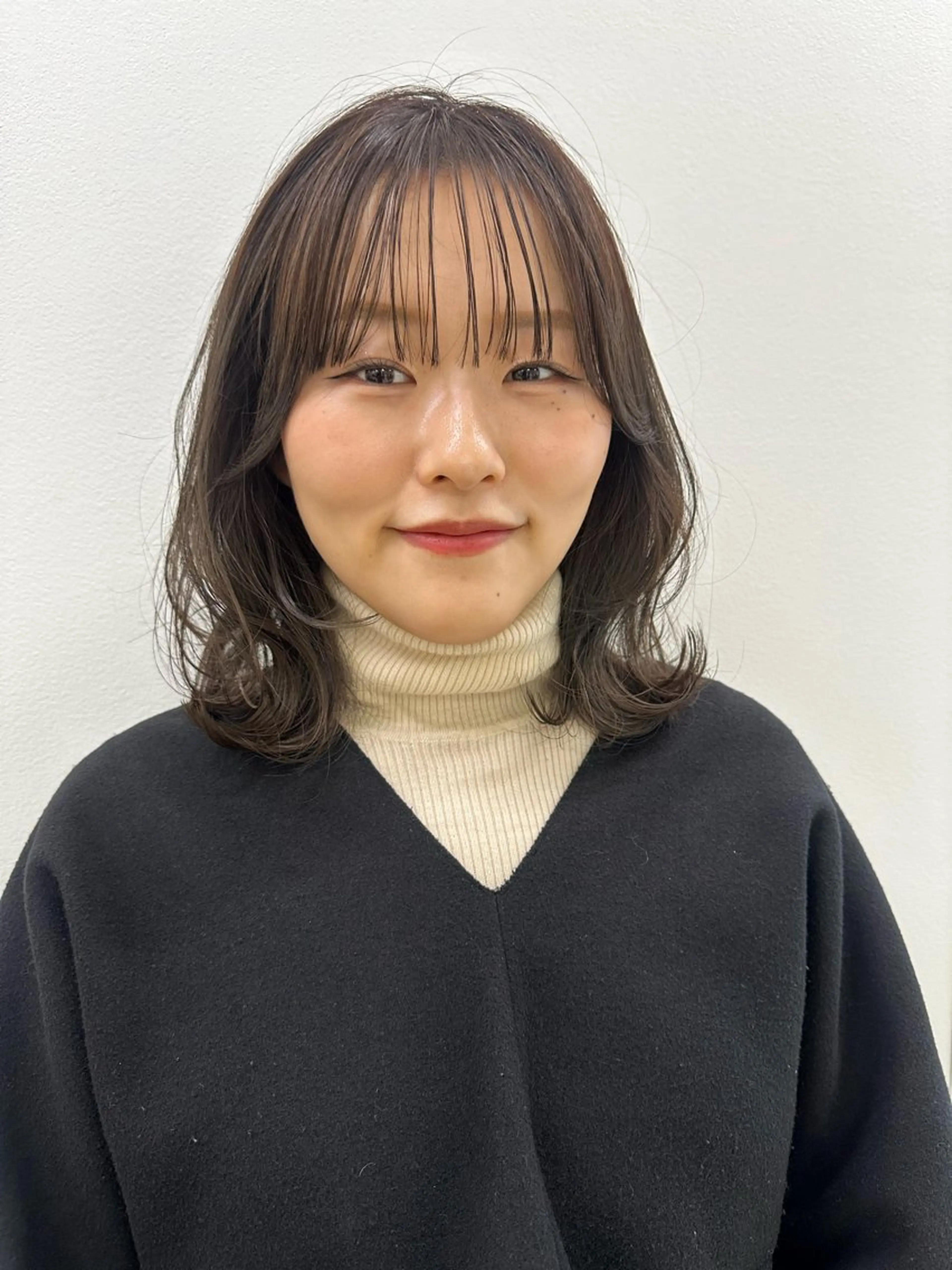 ミディアム カット ヘアカラー トリートメント 髪質改善/韓国/ ヘアセット/夏美のヘアスタイル