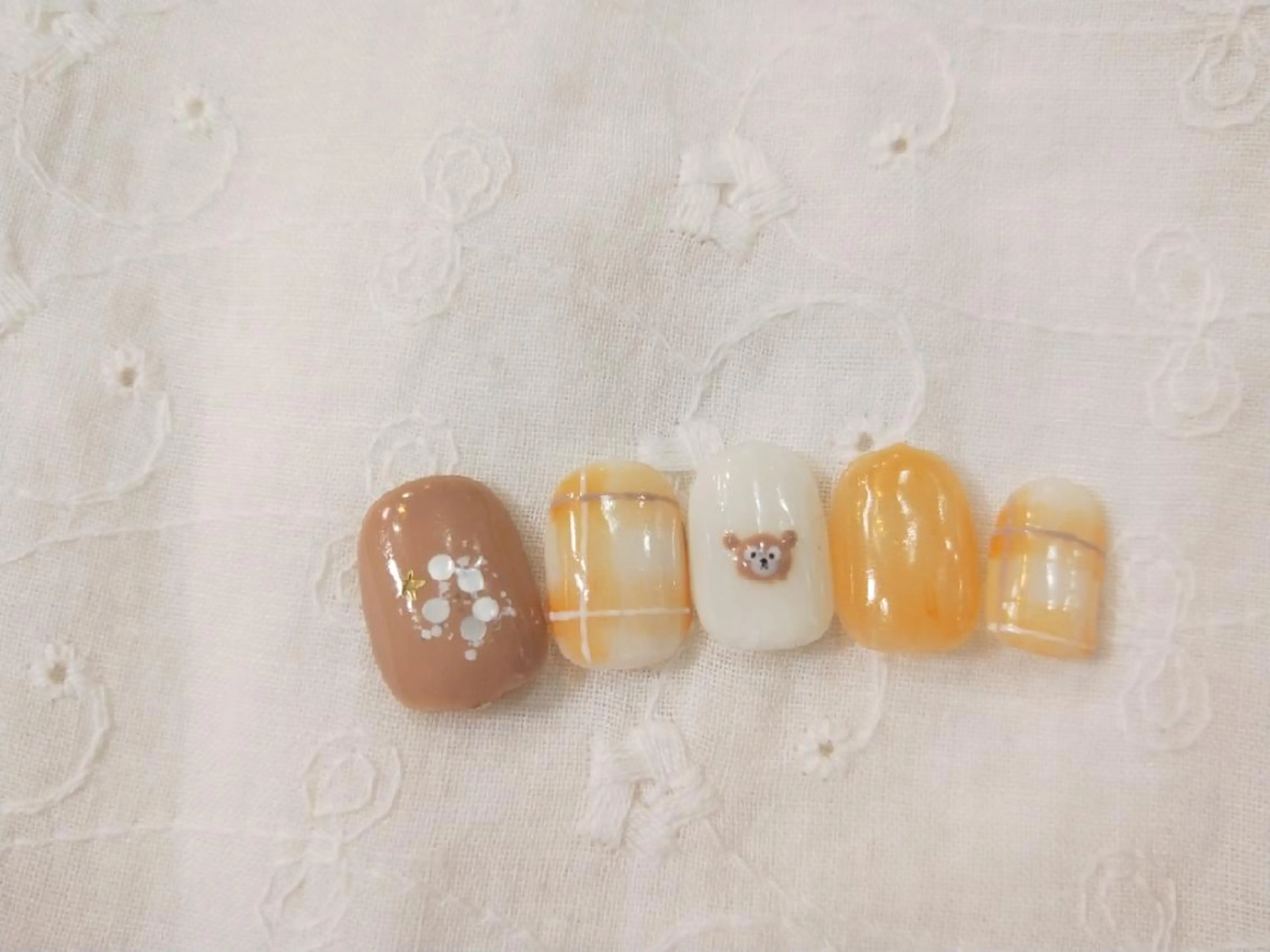 ネイル はばすみれ🎀ﾈｲﾙ 光ﾌｪｲｼｬﾙ ﾍｱのネイルデザイン