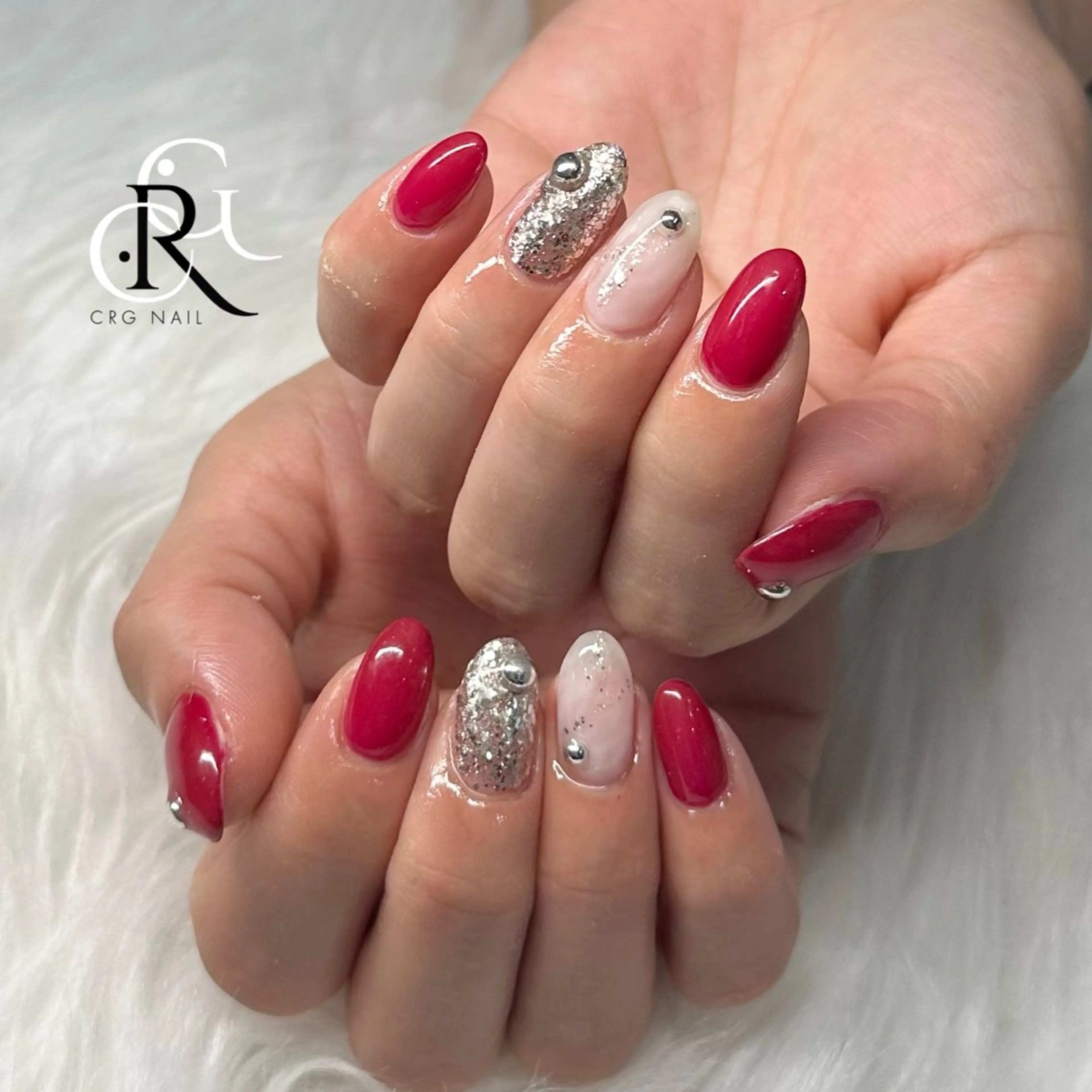ネイル 赤色 冬ネイル クリスマス ハンドネイル 美フォルム✨ CRG RURIのネイルデザイン