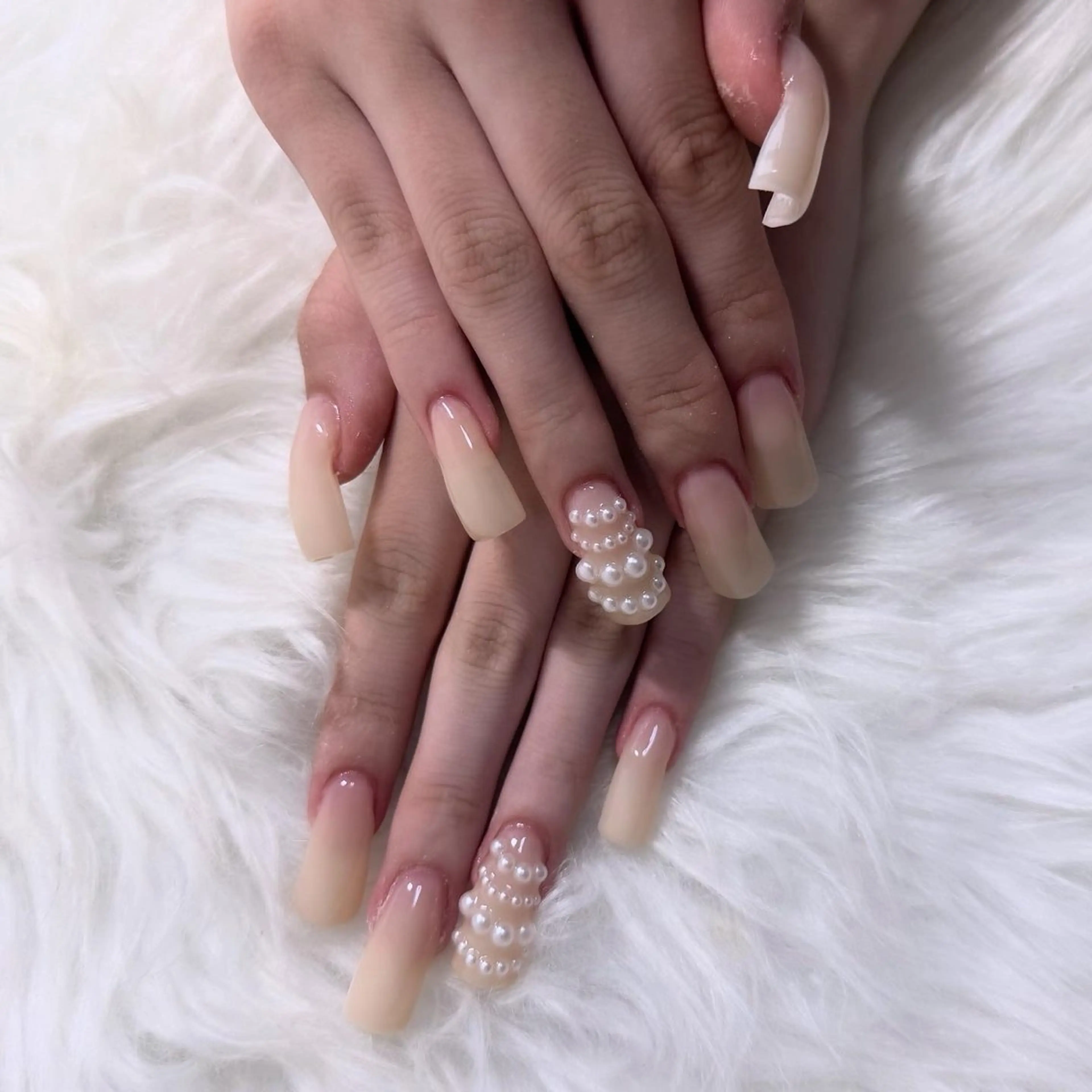 ロング ハンドネイル mao .のネイルデザイン