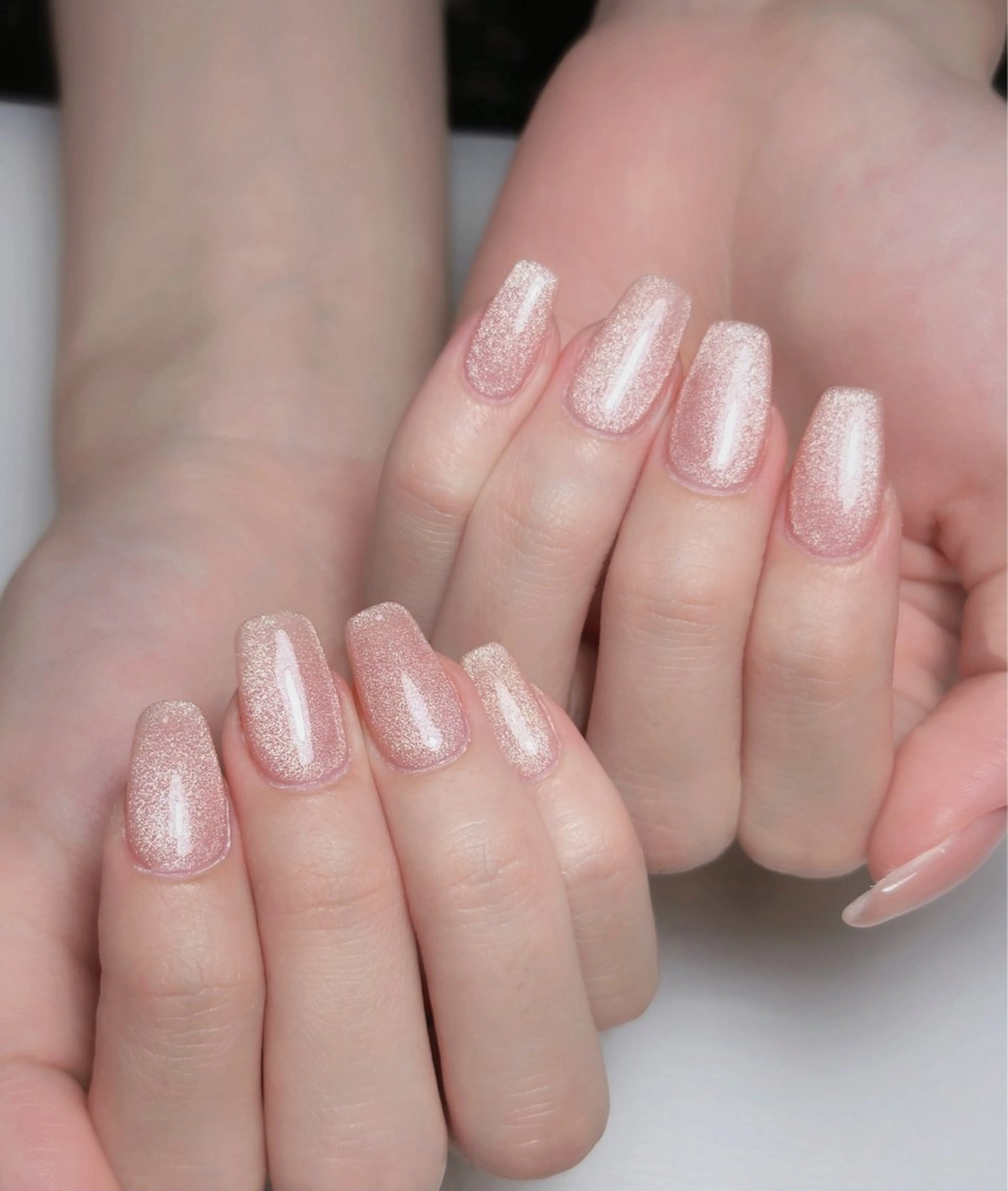 ネイル オーロラネイル 長さ出し フットネイル ラメ(グリッター) ラメグラデーション ハンドネイル 👍thumbs up nail👍のネイルデザイン