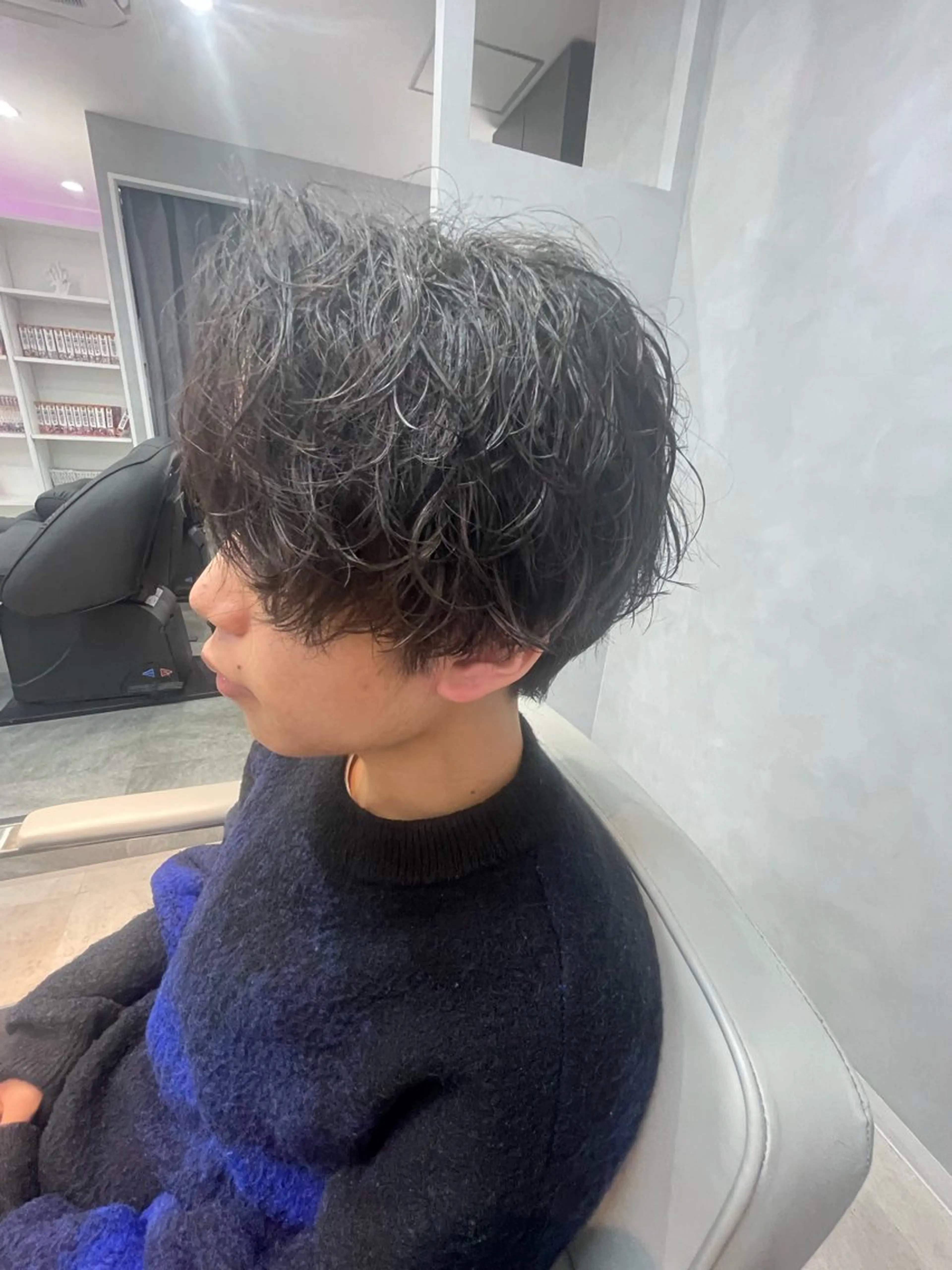 ミディアム パーマ メンズ ミディアムパーマ メンズパーマ シャドーパーマ 波巻きパーマ カット パーマ 川崎メンズパーマ特化 根本涼太のヘアスタイル