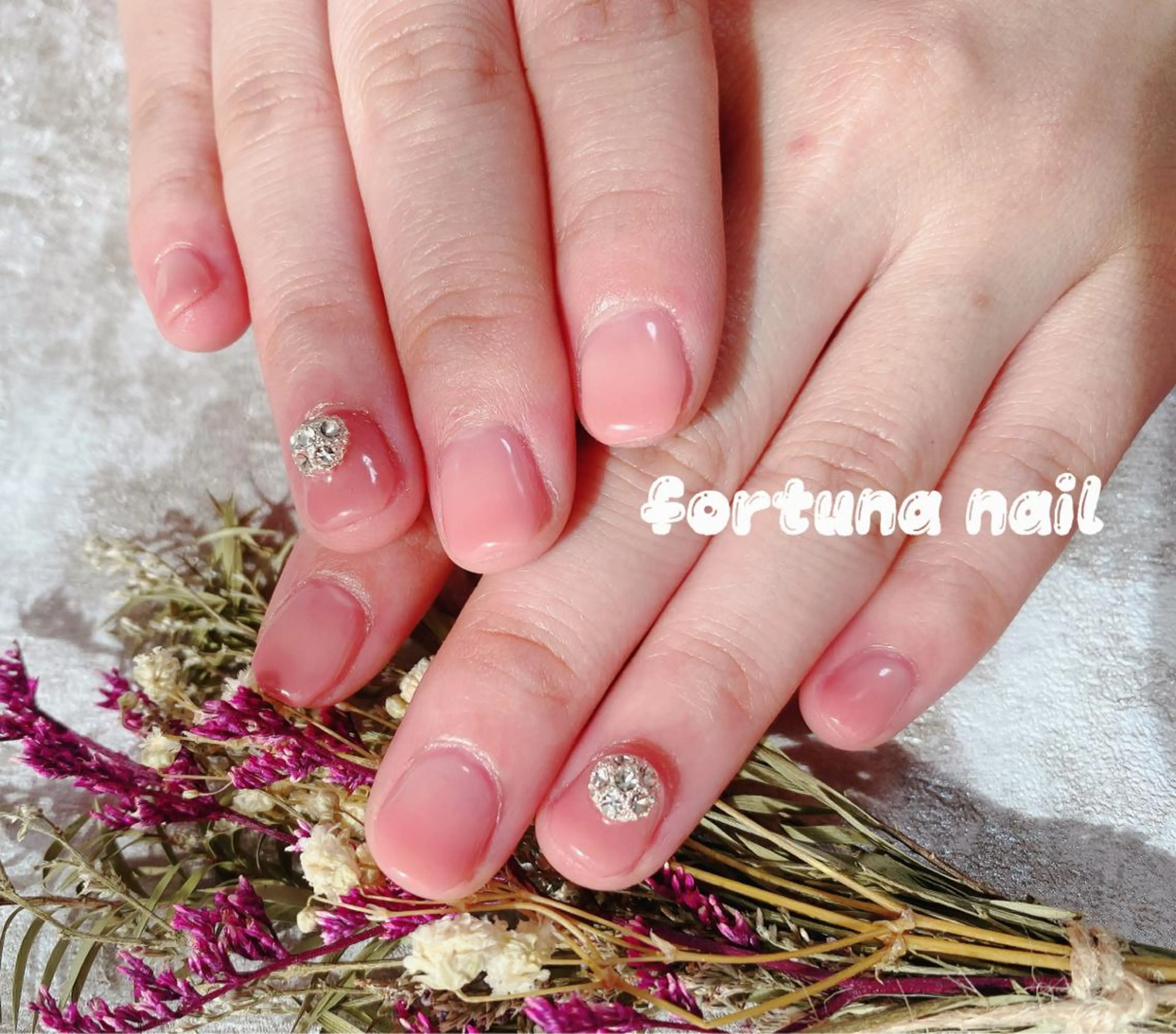ネイル Nail •Head スパFortunaのネイルデザイン