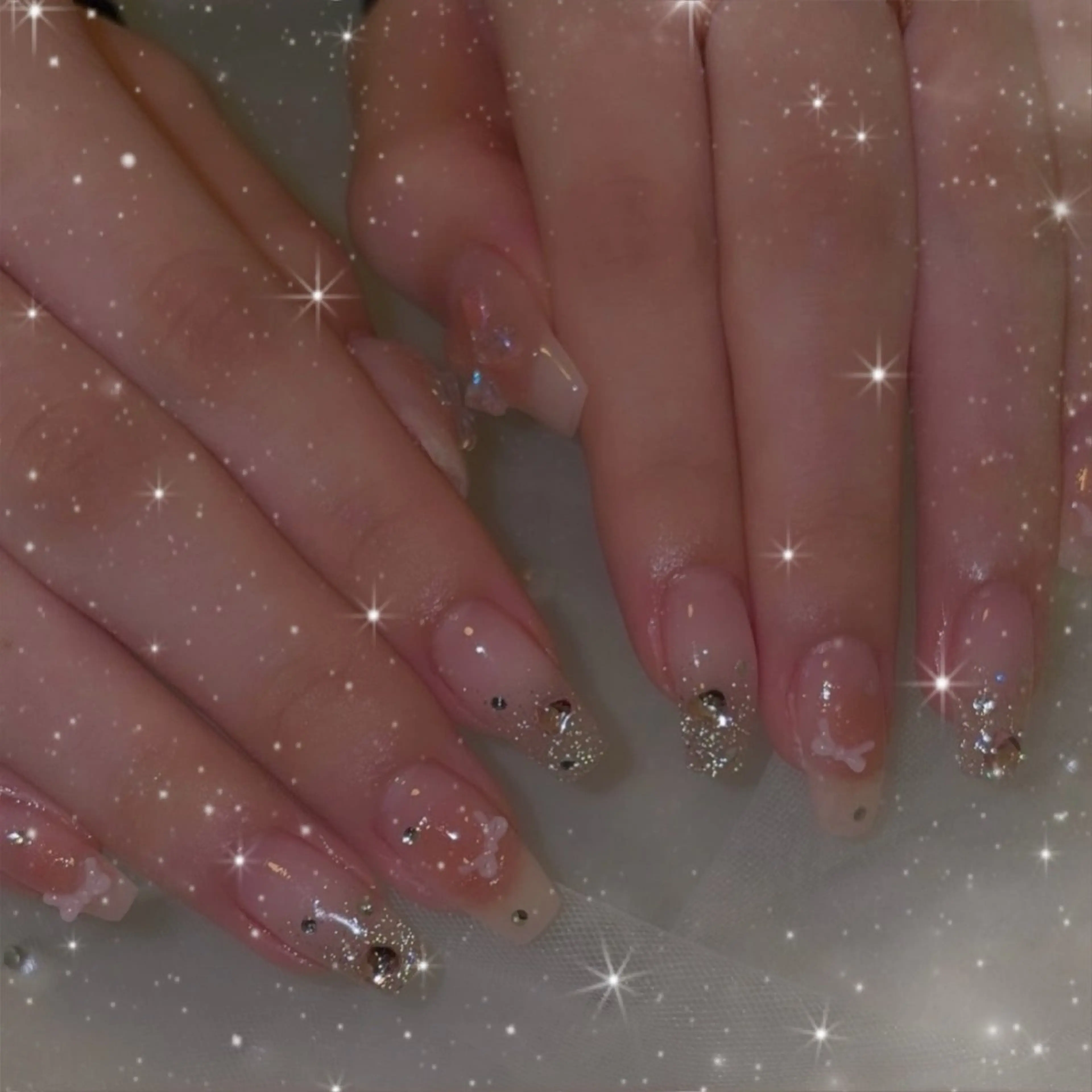 ネイル LUANA所属・LUANA ジュリのネイルデザイン