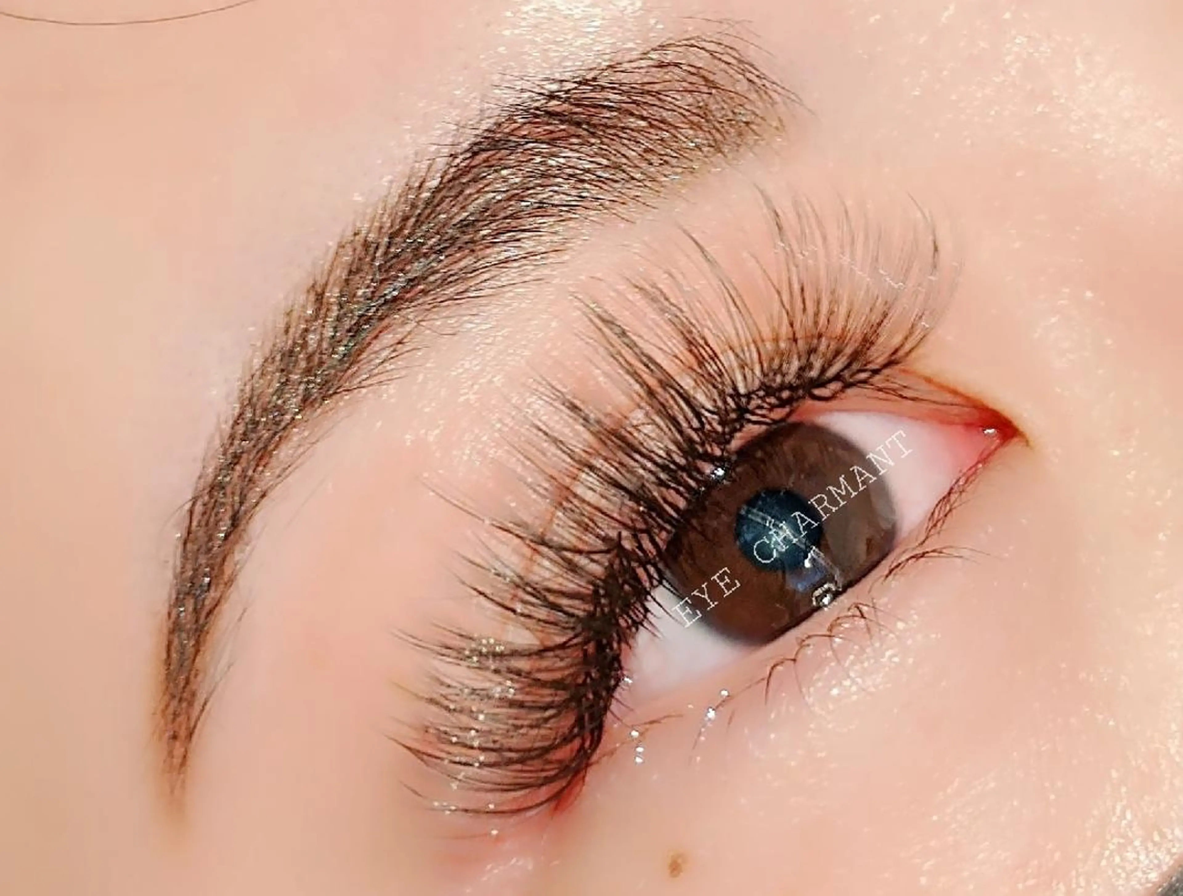 マツエク・マツパ アイデザイナー Key（ケイ）の眉毛・アイブロウイメージ