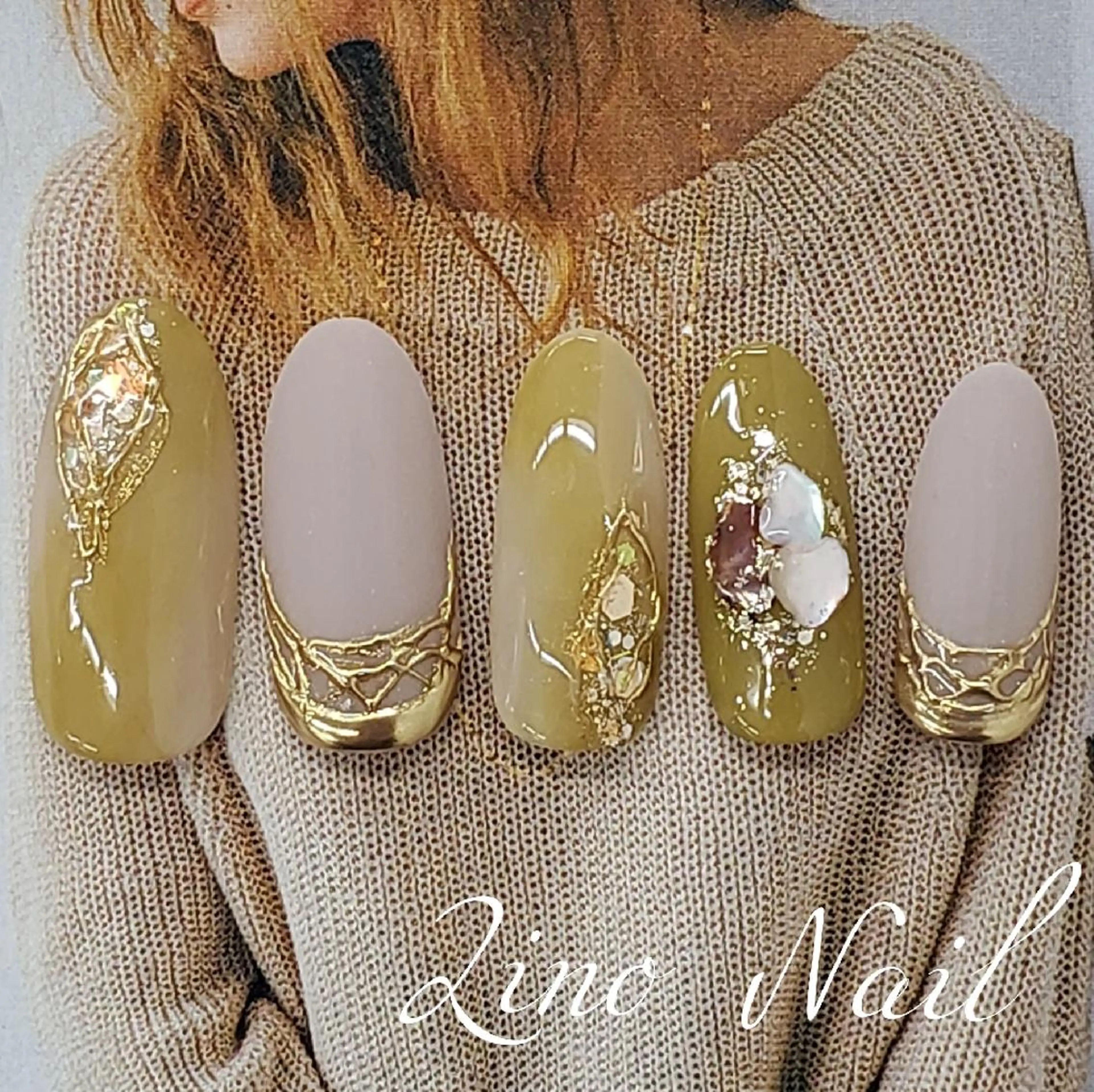 ネイル カジュアル ジェルネイル グリーン キラキラネイル ラメ(グリッター) ハンドネイル Lino Nailのネイルデザイン