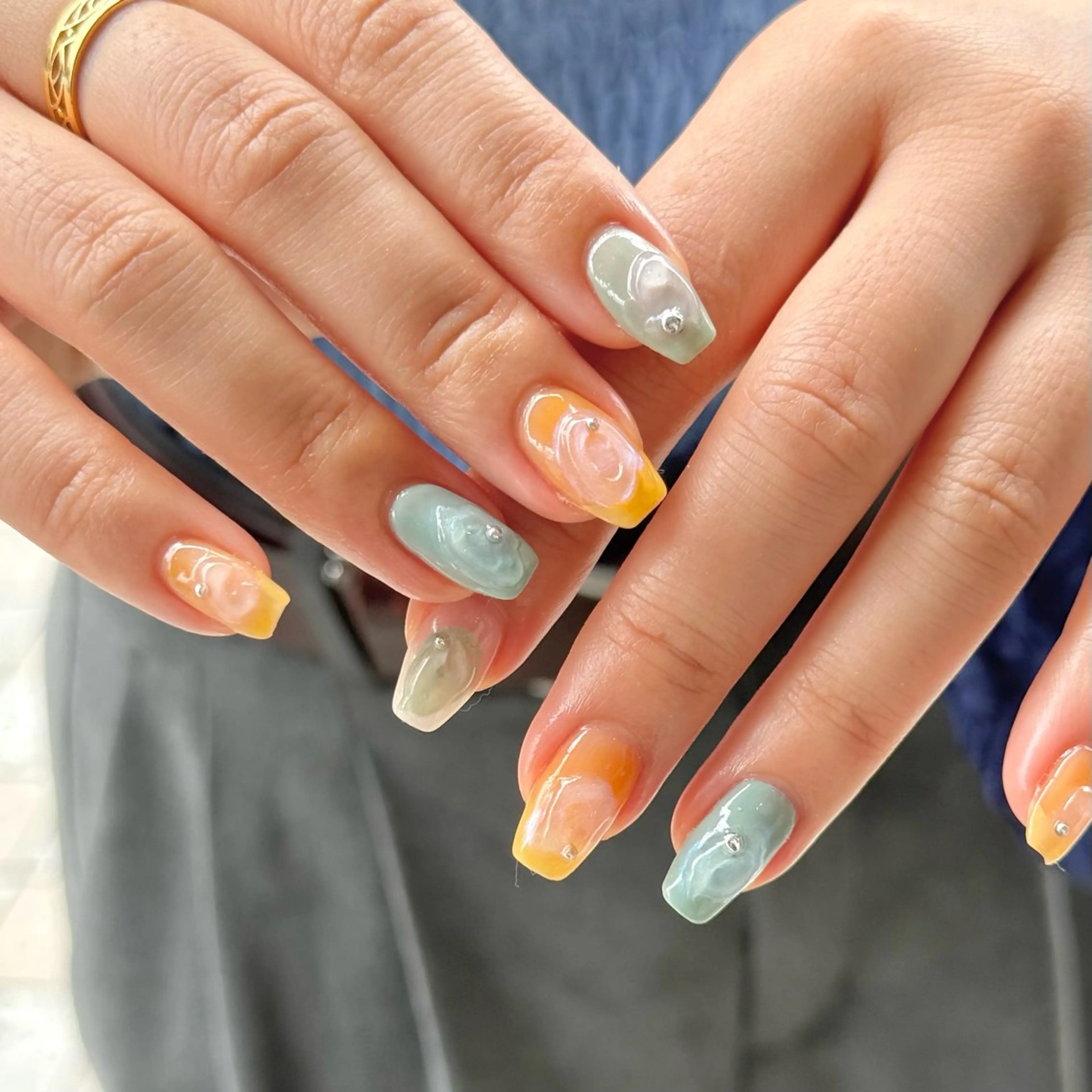 ネイル ハンドネイル chika .のネイルデザイン
