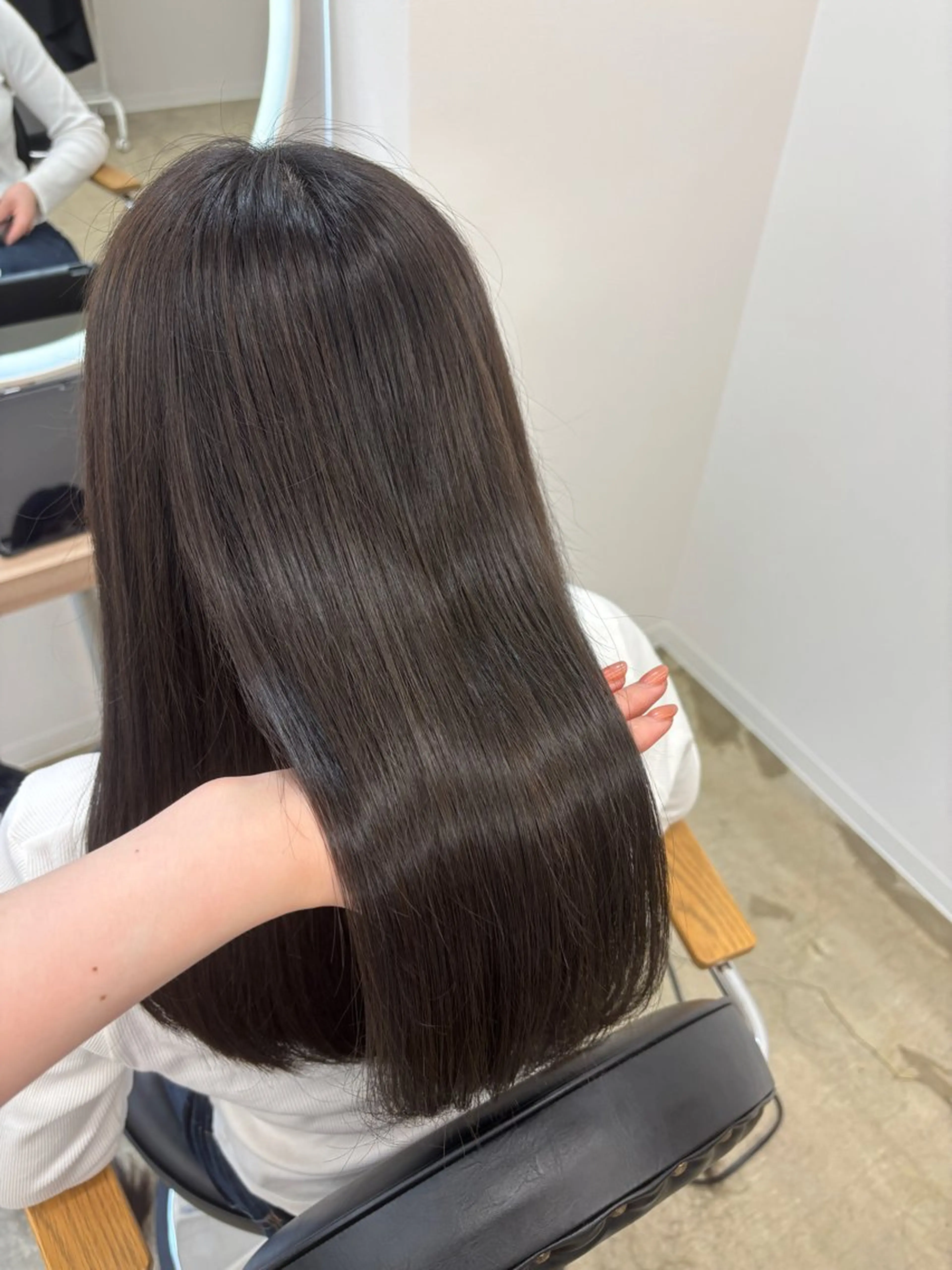 セミロング カット ヘアカラー トリートメント 髪質改善/艶髪🫧 廣野暖花のヘアスタイル