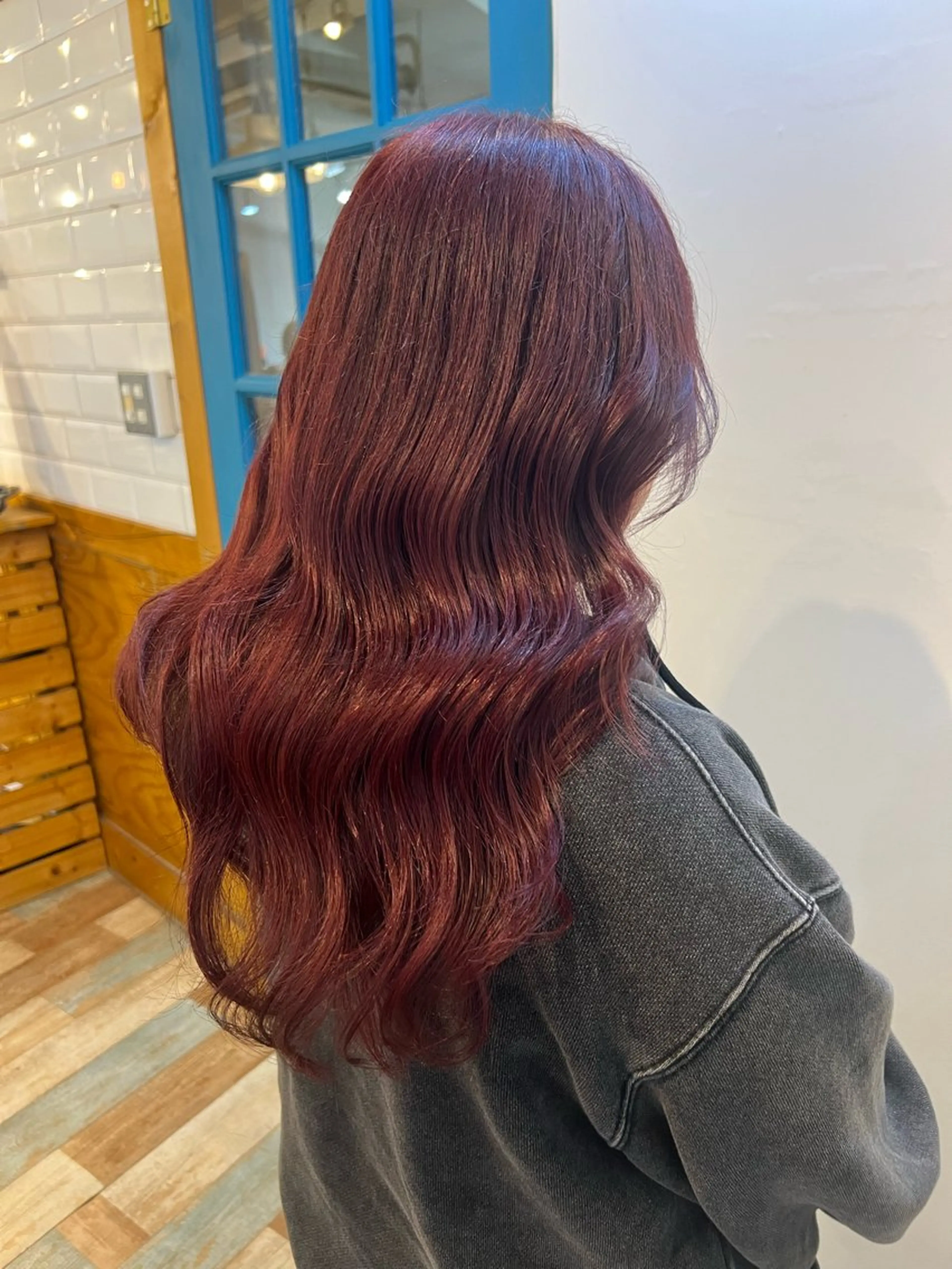 ロング カラー ブリーチ デザインカラー ダブルカラー イヤリングカラー ハイライトカラー KANA/ボブ/ インナーカラー/艶髪のヘアスタイル