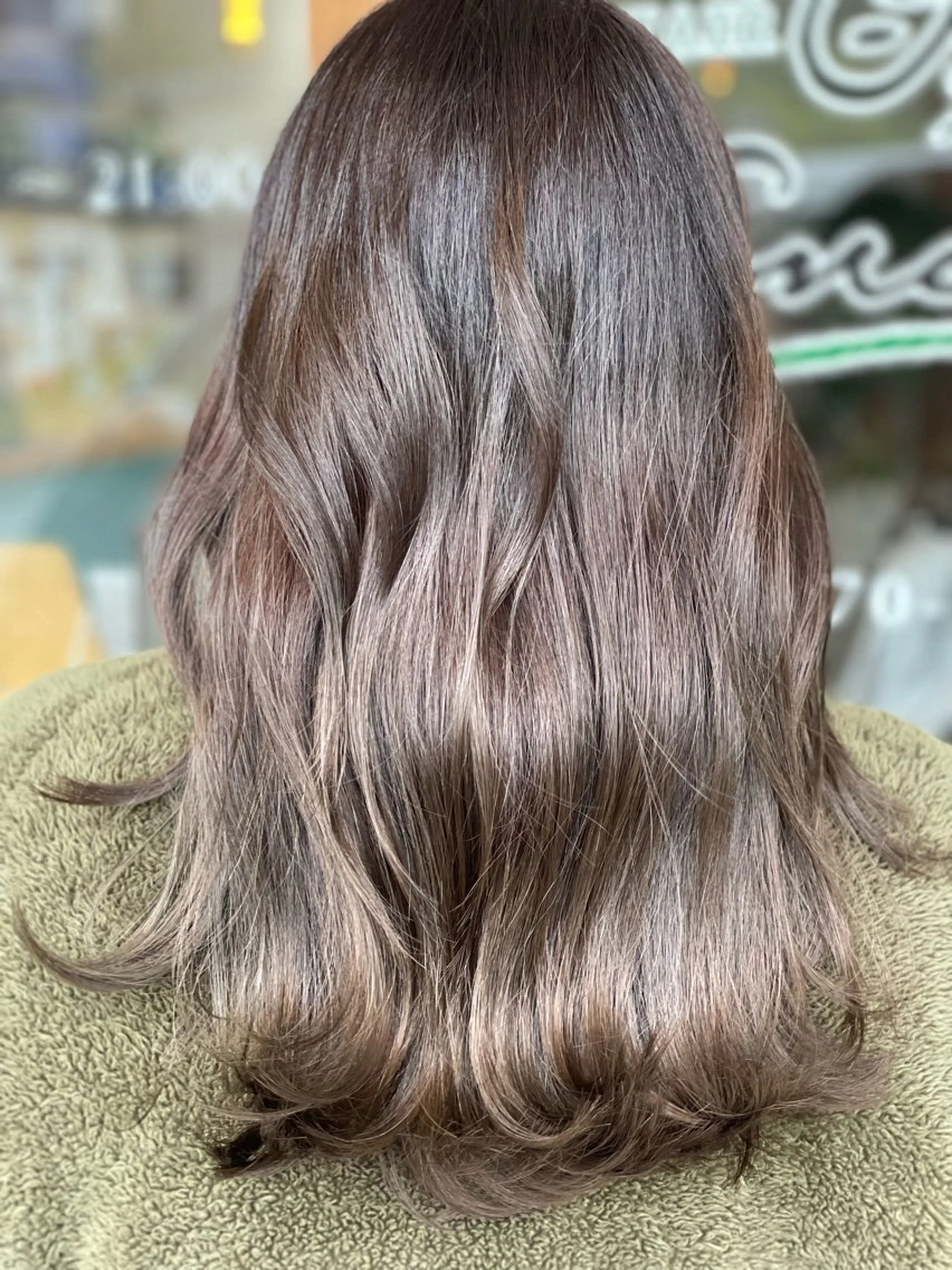 ロング カラー ブリーチ Snaly カラー特化ページのヘアスタイル