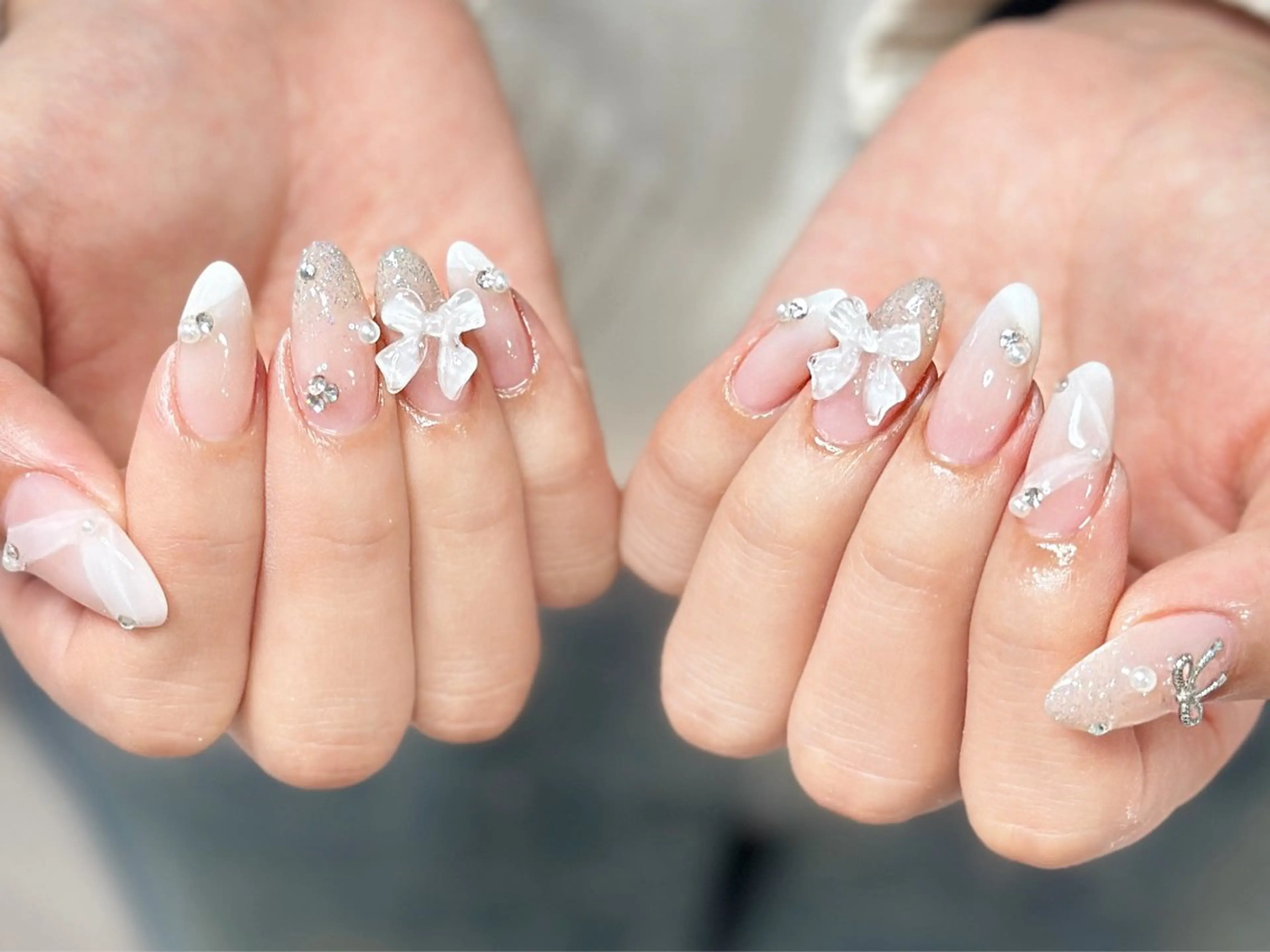 ネイル アートネイル オーロラネイル チークネイル フレンチネイル ガラスフレンチ 🎀YooLi Nail salonのネイルデザイン