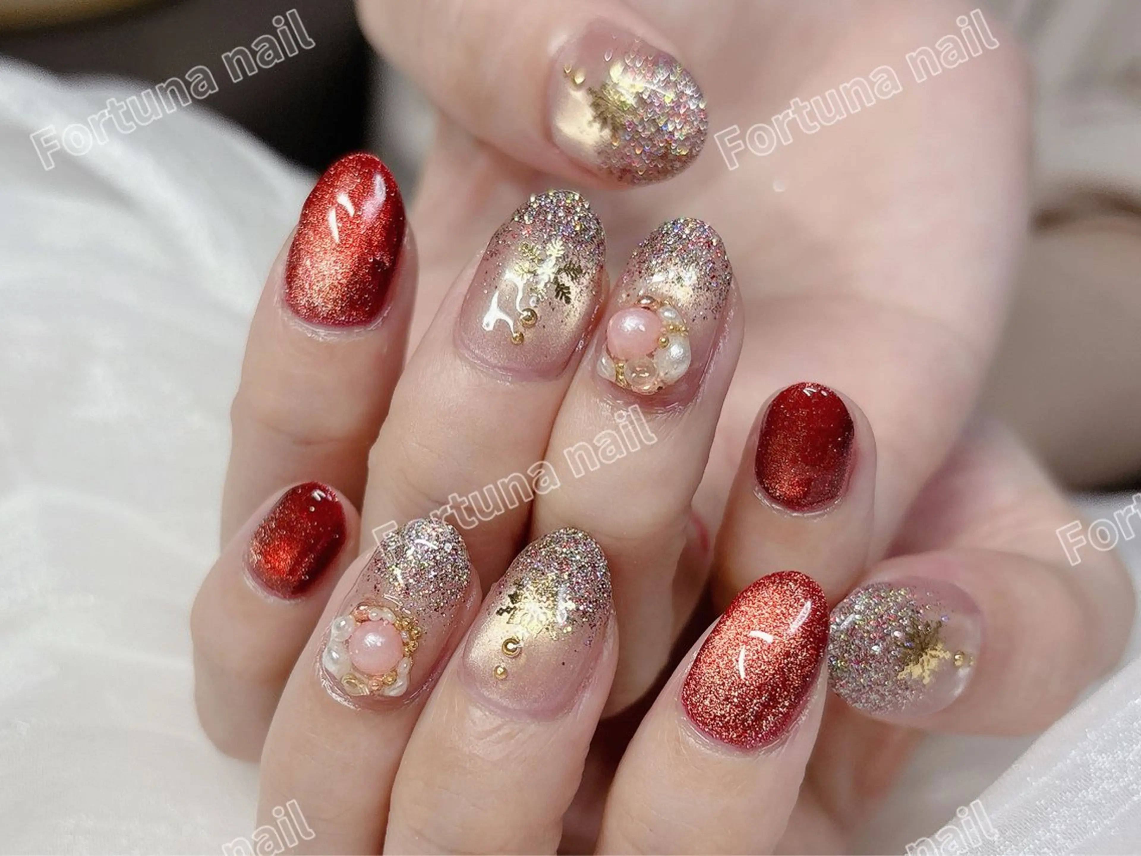 ネイル 持ち込み 冬ネイル クリスマス ハンドネイル Nail •Head スパFortunaのネイルデザイン