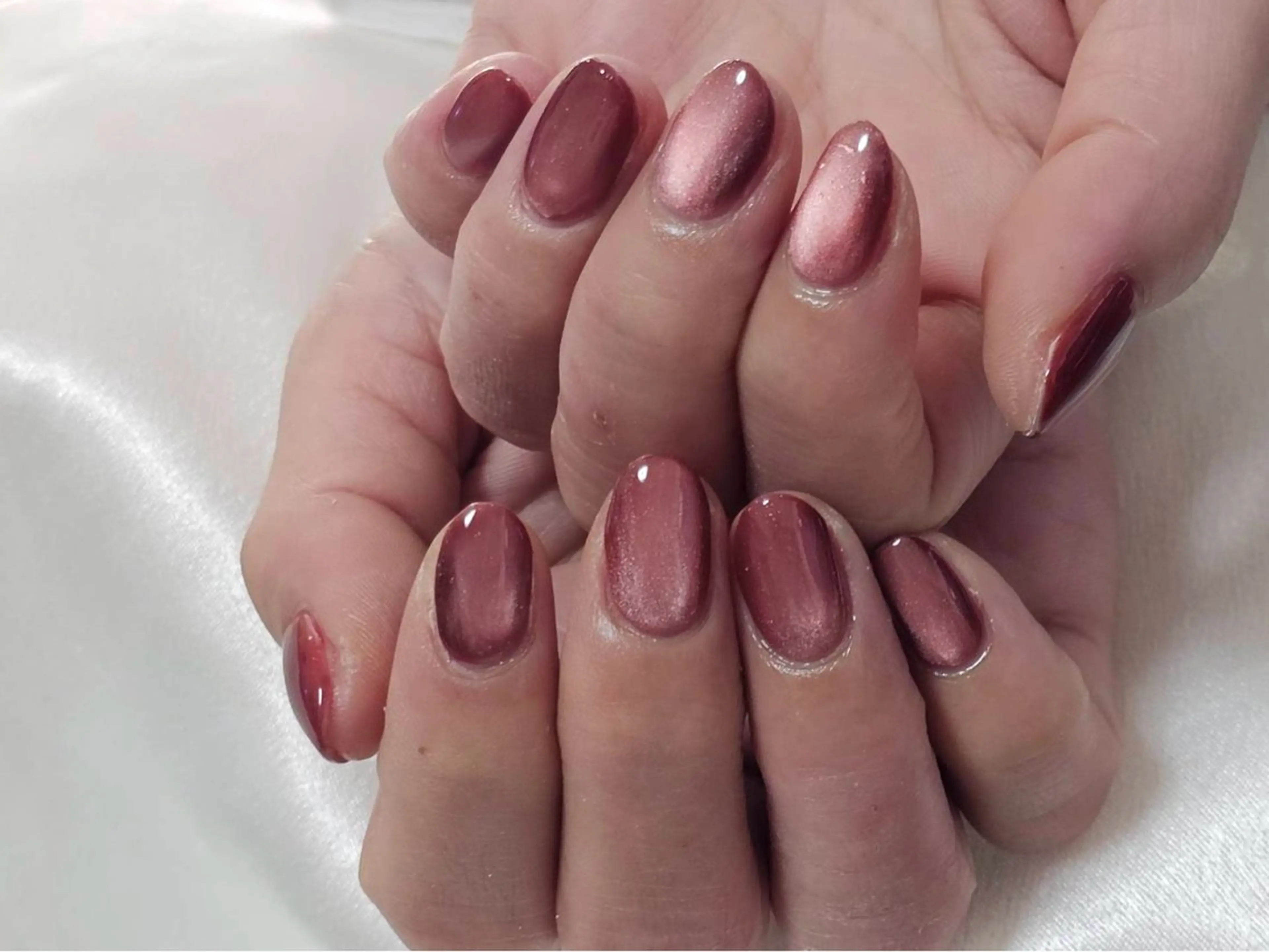 ネイル オーロラネイル 桜ネイル フラワーネイル フットネイル フレンチネイル ハンドネイル mogunail &blowのネイルデザイン