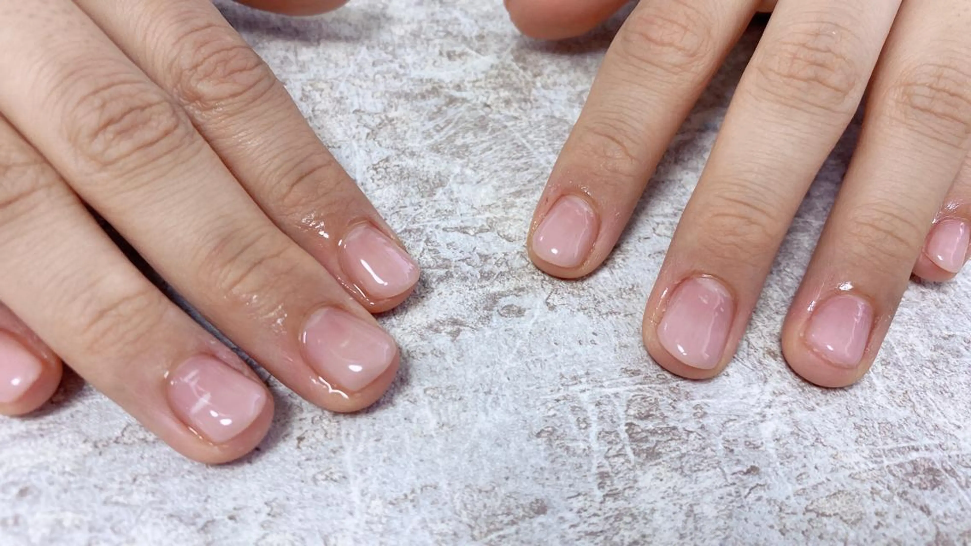 ネイル グラデーション mogunail &blowのネイルデザイン