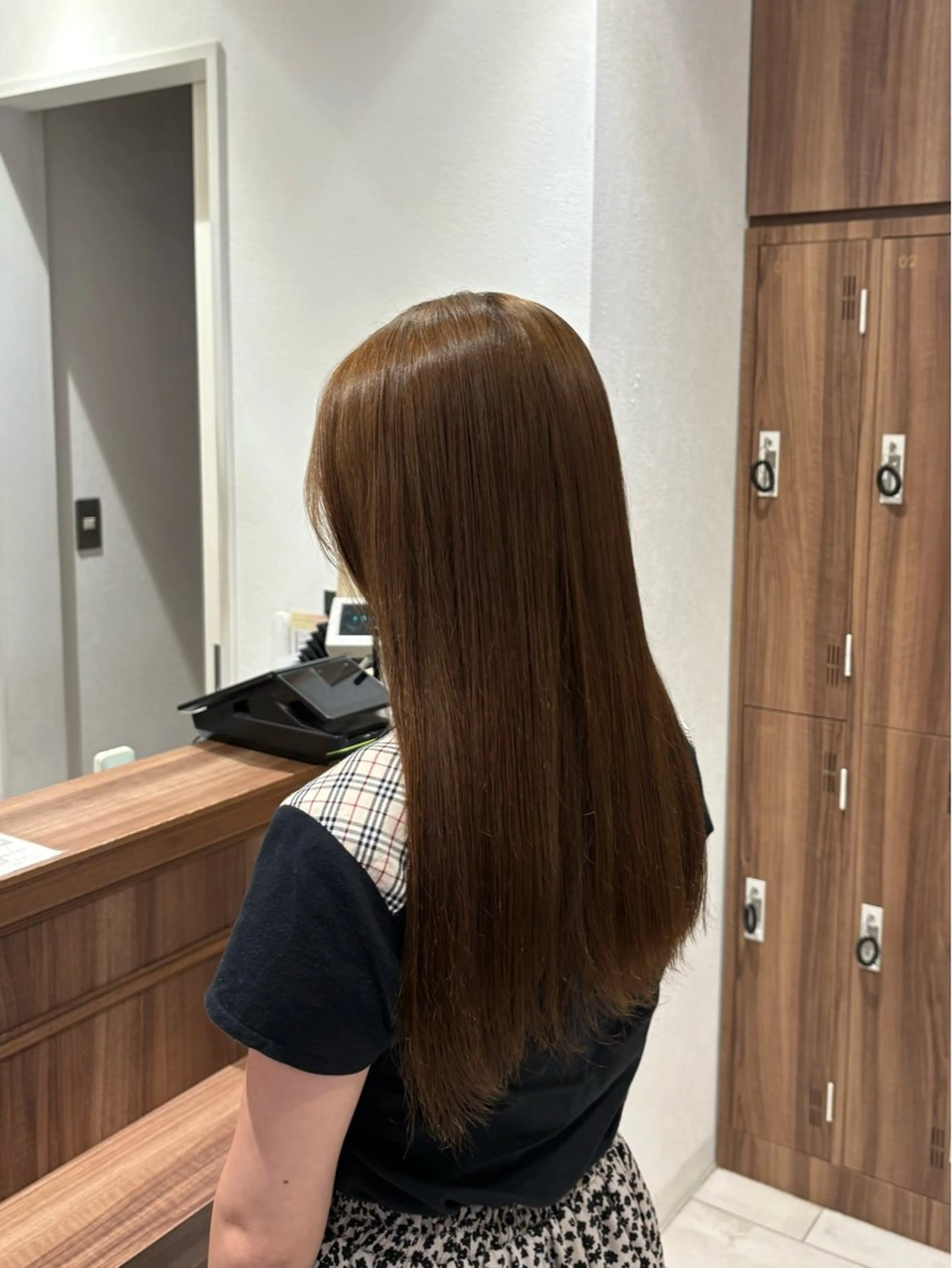 カラー ベージュカラー ヘアカラー 小村 侑生のヘアスタイル