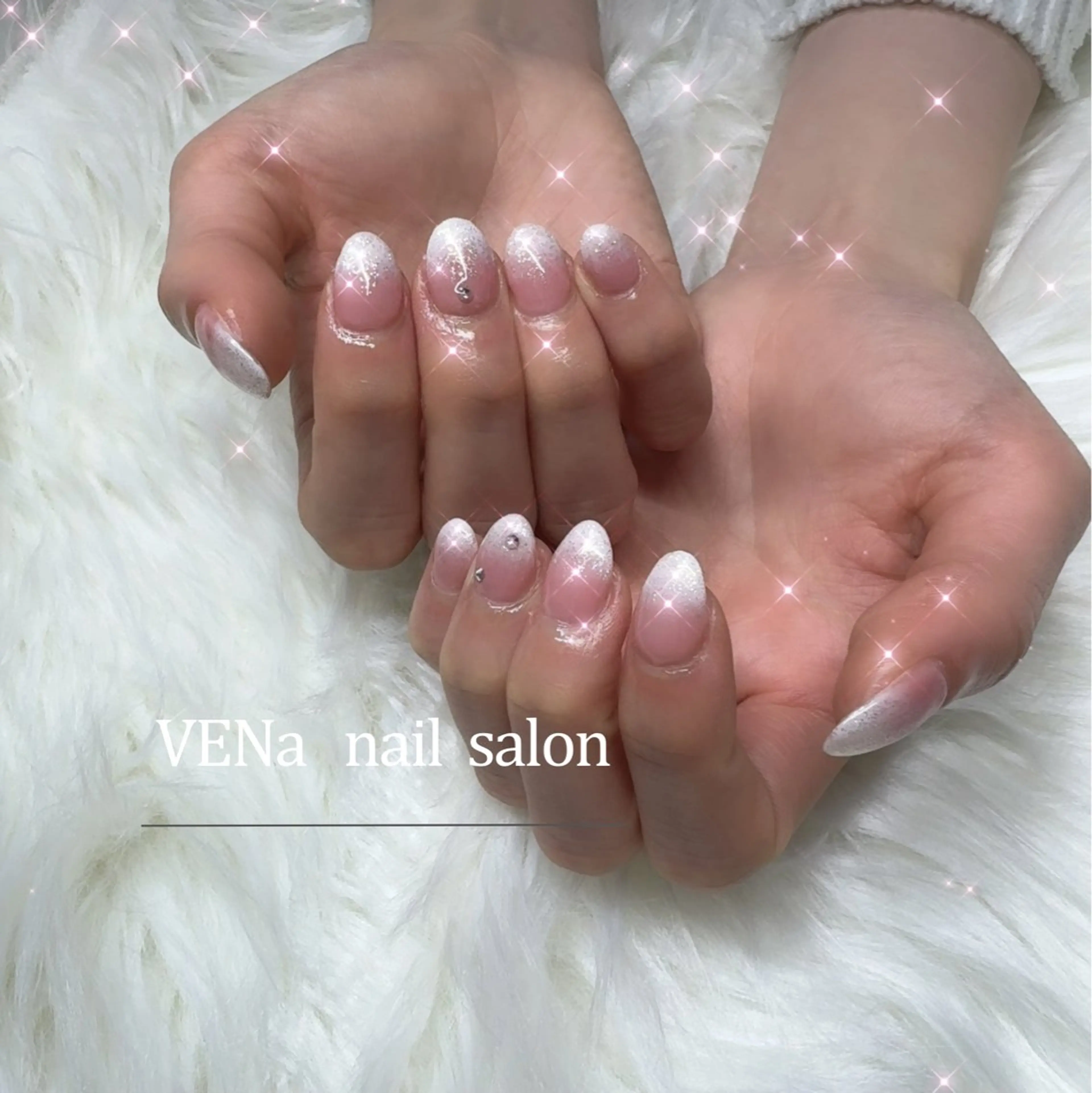 ネイル グラデーション ラメ(グリッター) ラメグラデーション ホワイト VENa eye＆ nail salonのマツエク・マツパデザイン