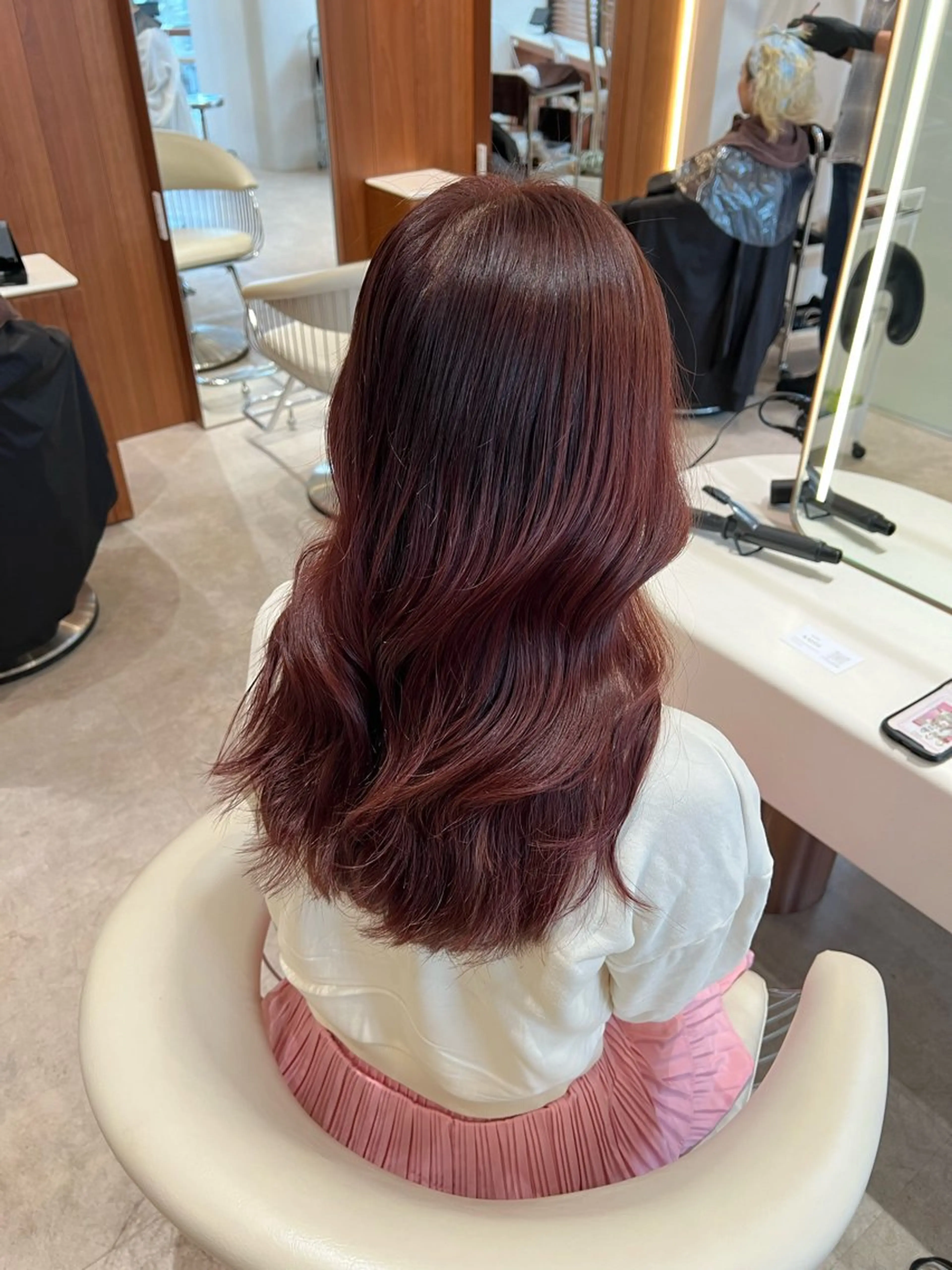 セミロング カラー ブラウンカラー ピンクカラー ピンクブラウン 韓国風ヘア レイヤーカット ヘアカラー トリートメント 韓国レイヤー🇰🇷 韓国研修◎渋谷カイトのヘアスタイル