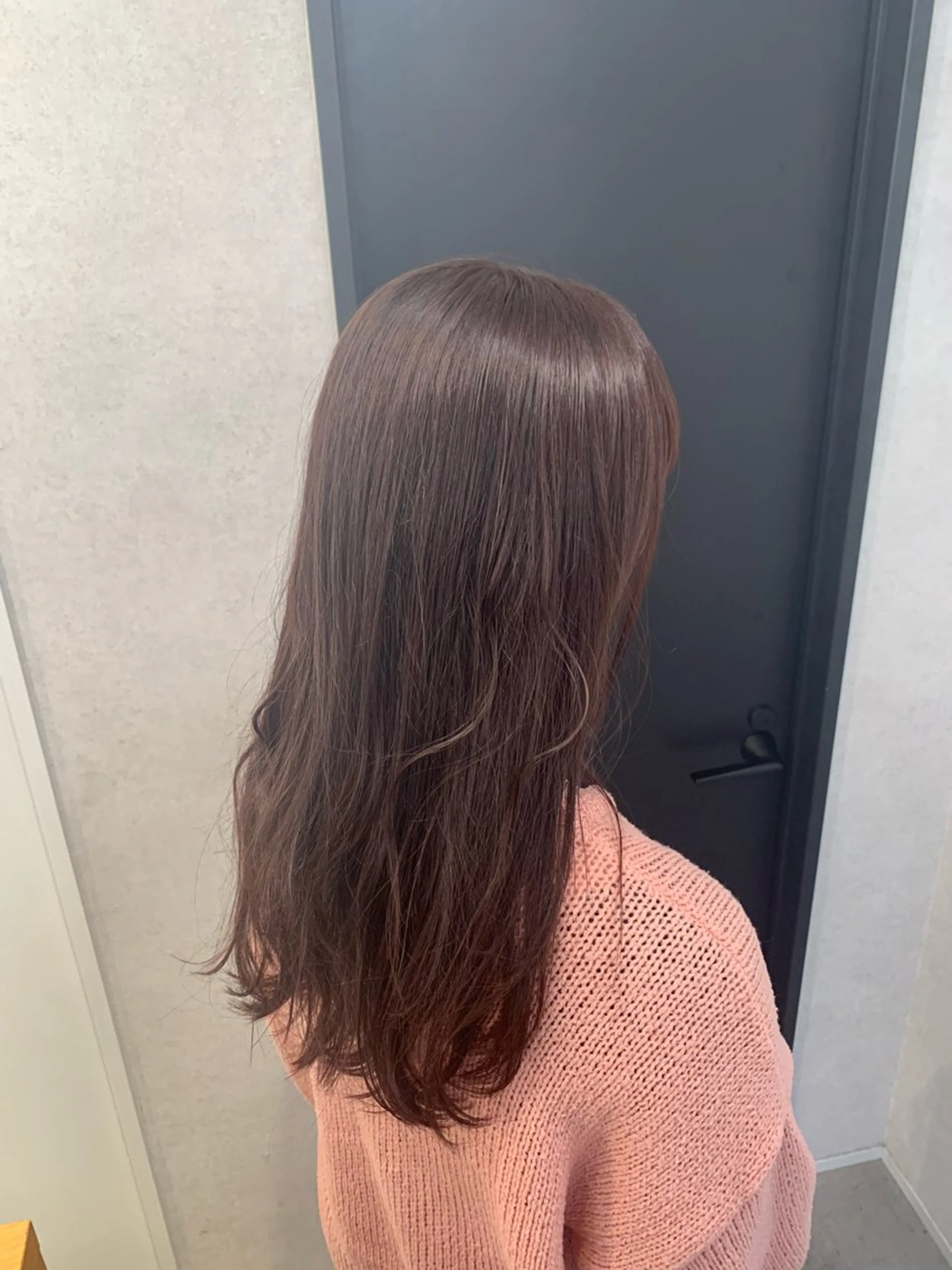 ロング カラー ブリーチ ブラウンカラー ラベンダーカラー ブリーチなしカラー パープルカラー 臼井 真人のヘアスタイル