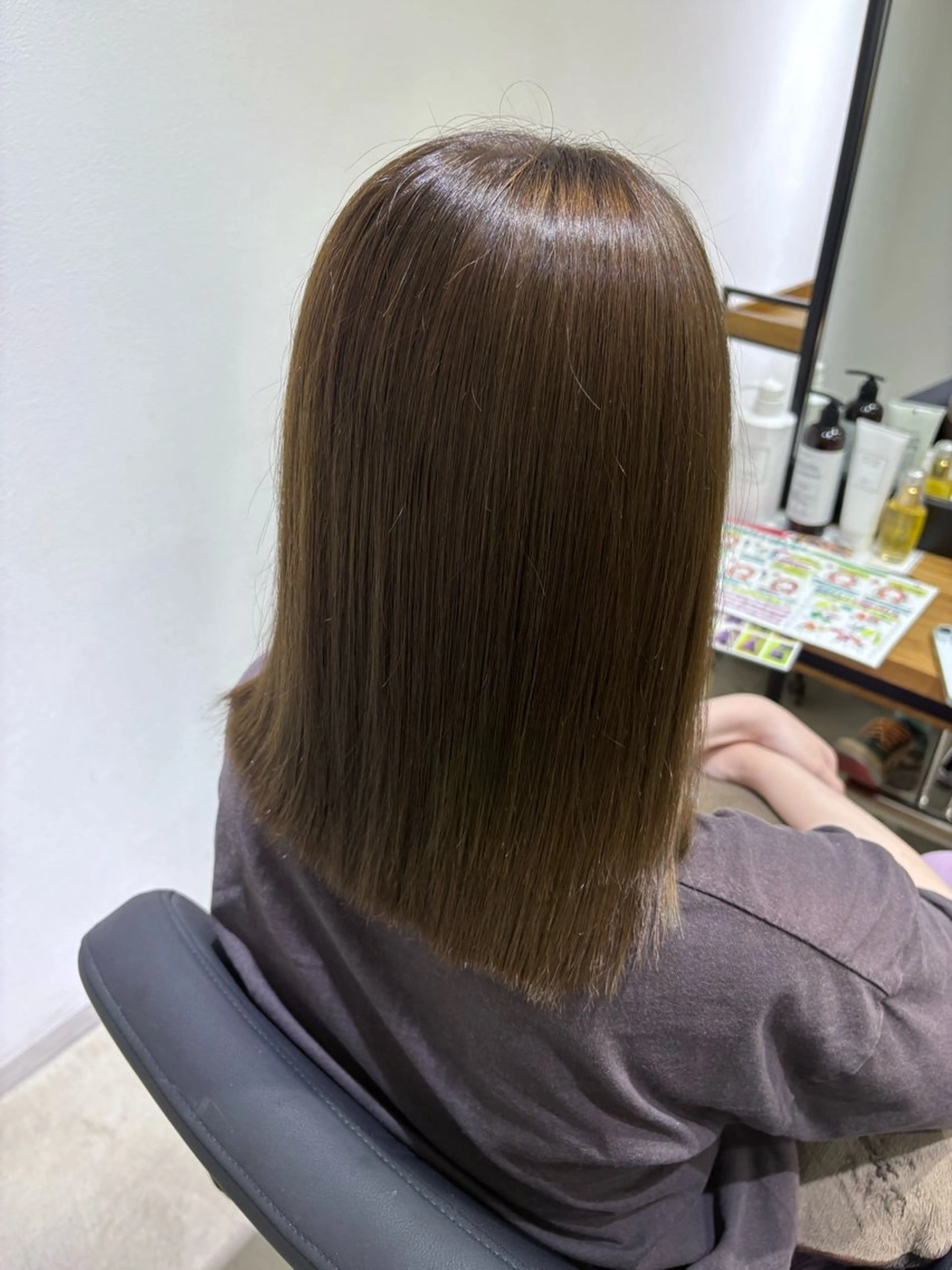 カラー anB アオイのヘアスタイル