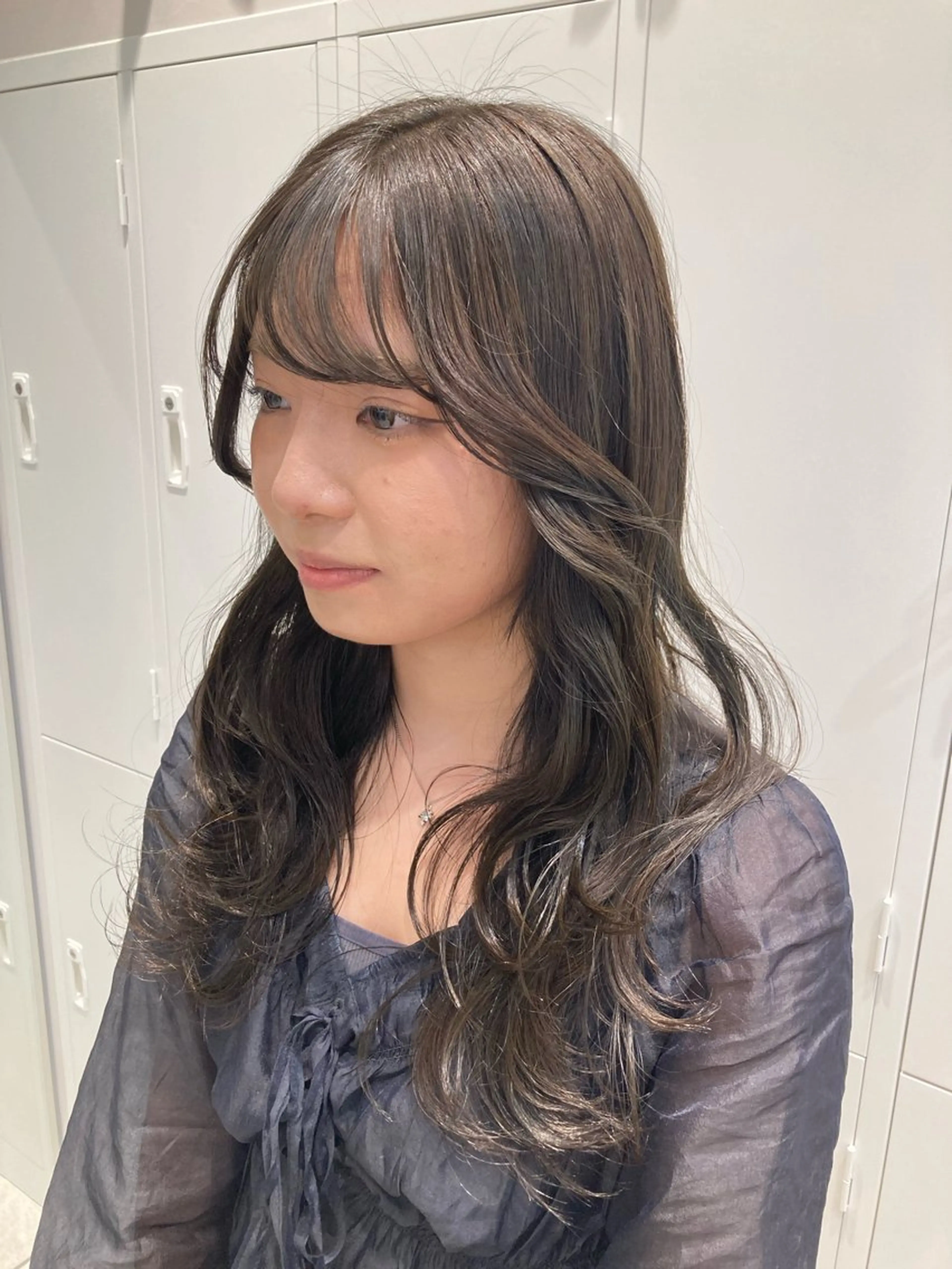 カラー グレージュ オリーブグレージュ オリーブグレー ヘアカラー WAWA miu🌷のヘアスタイル