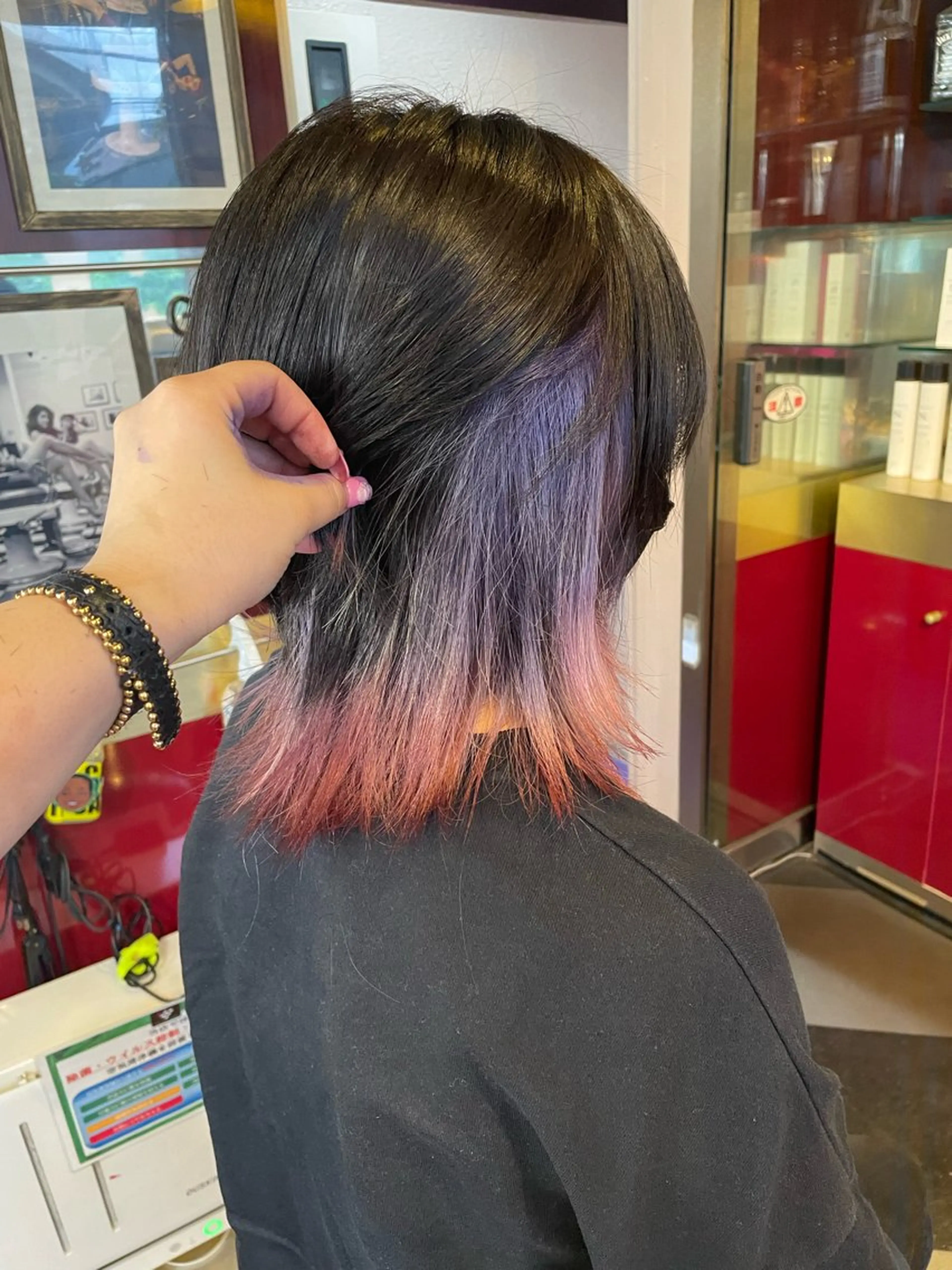 ミディアム カラー インナーカラー ピンクカラー パープルカラー ウルフカット 👑派手髪/カット 👑ANRYのヘアスタイル