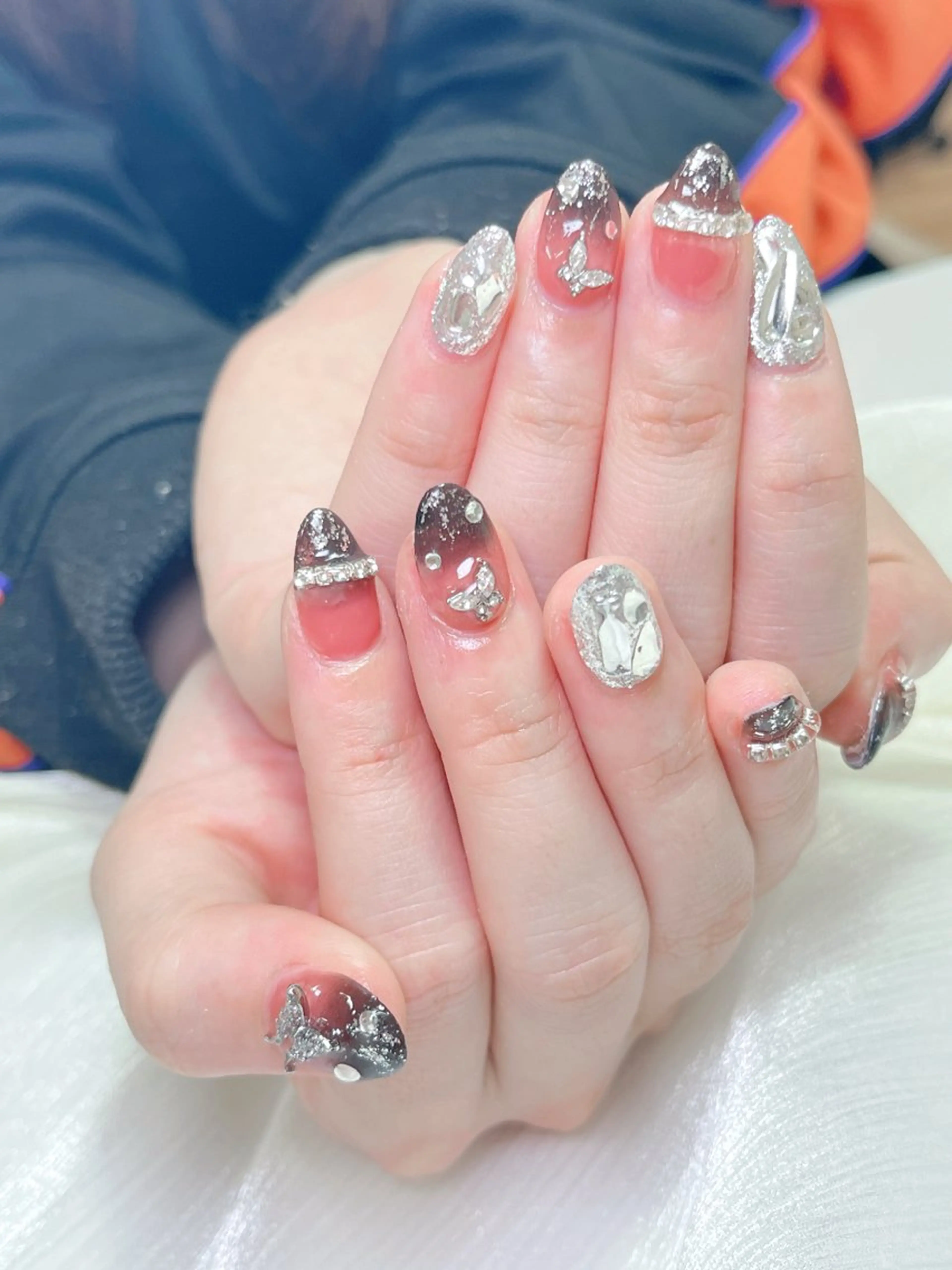ネイル キラキラネイル 韓国ネイル 赤色 スカルプネイル ワンホンネイル candy nail 韓国風ワンホンネイルのネイルデザイン