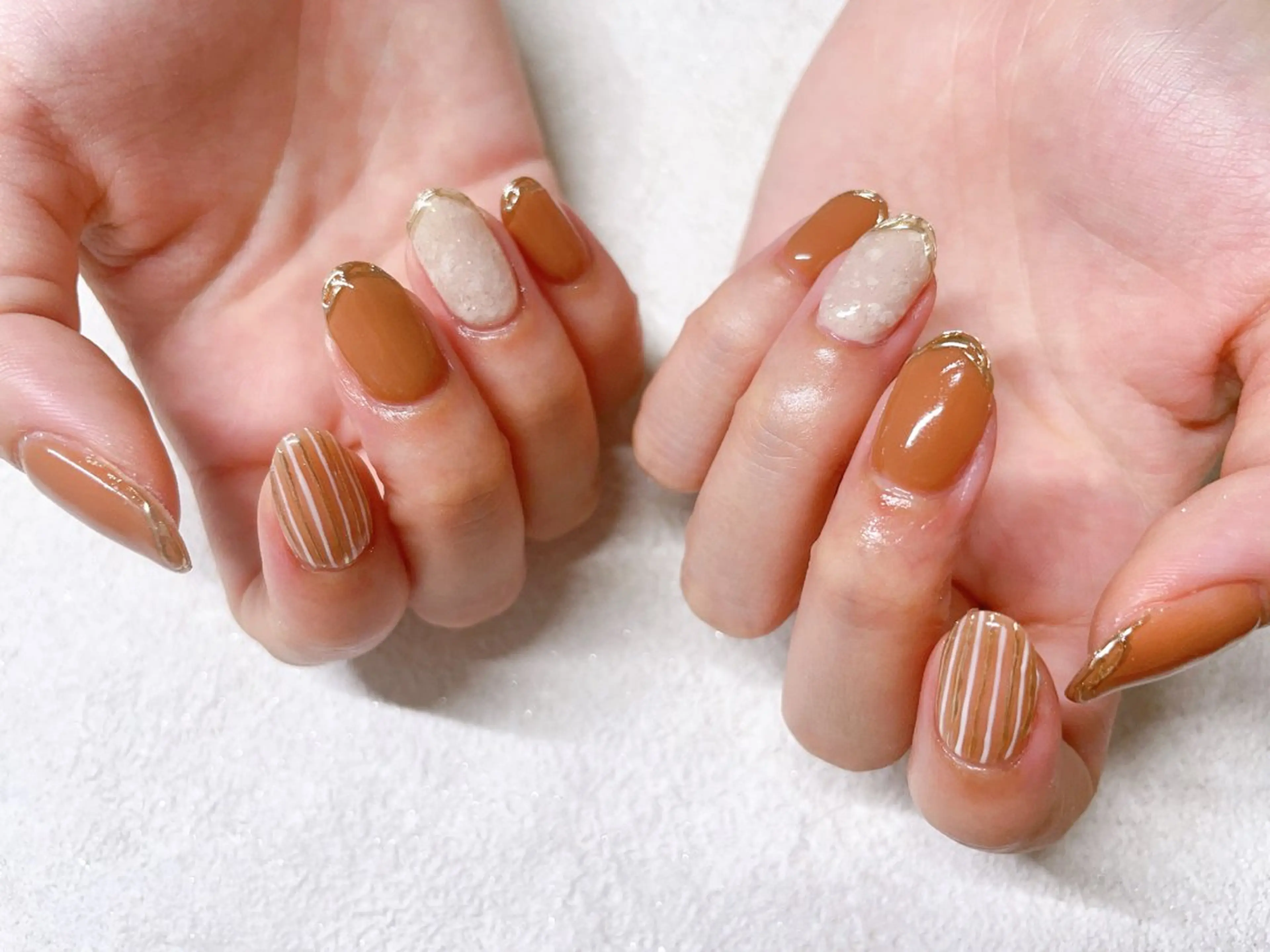 ネイル オーロラネイル フラワーネイル フットネイル フレンチネイル ジェルネイル mogunail &blowのネイルデザイン