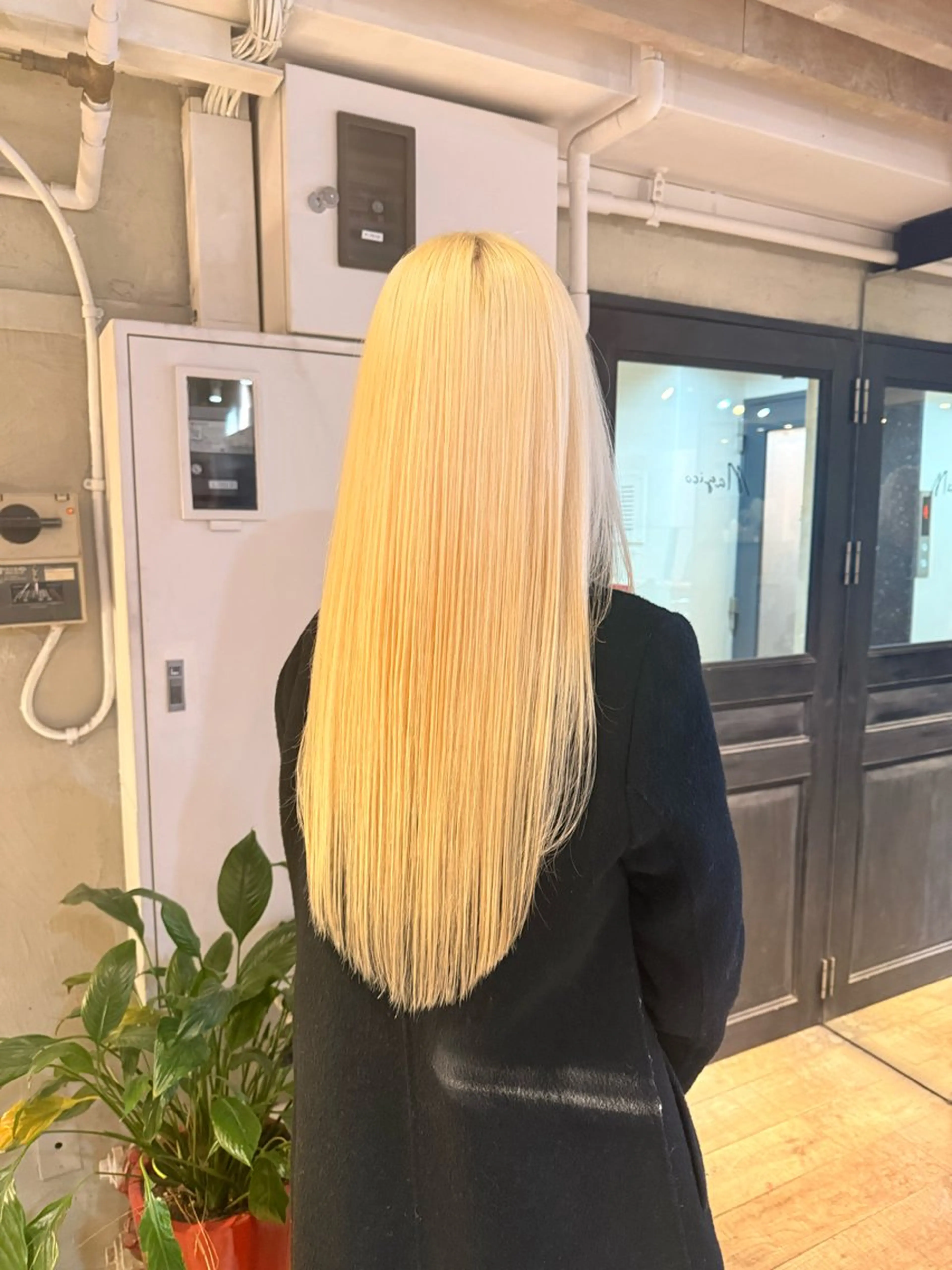 ロング カラー ヘアカラー トリートメント 💫色落ちまで可愛い ブリーチ💫ユウゴのヘアスタイル